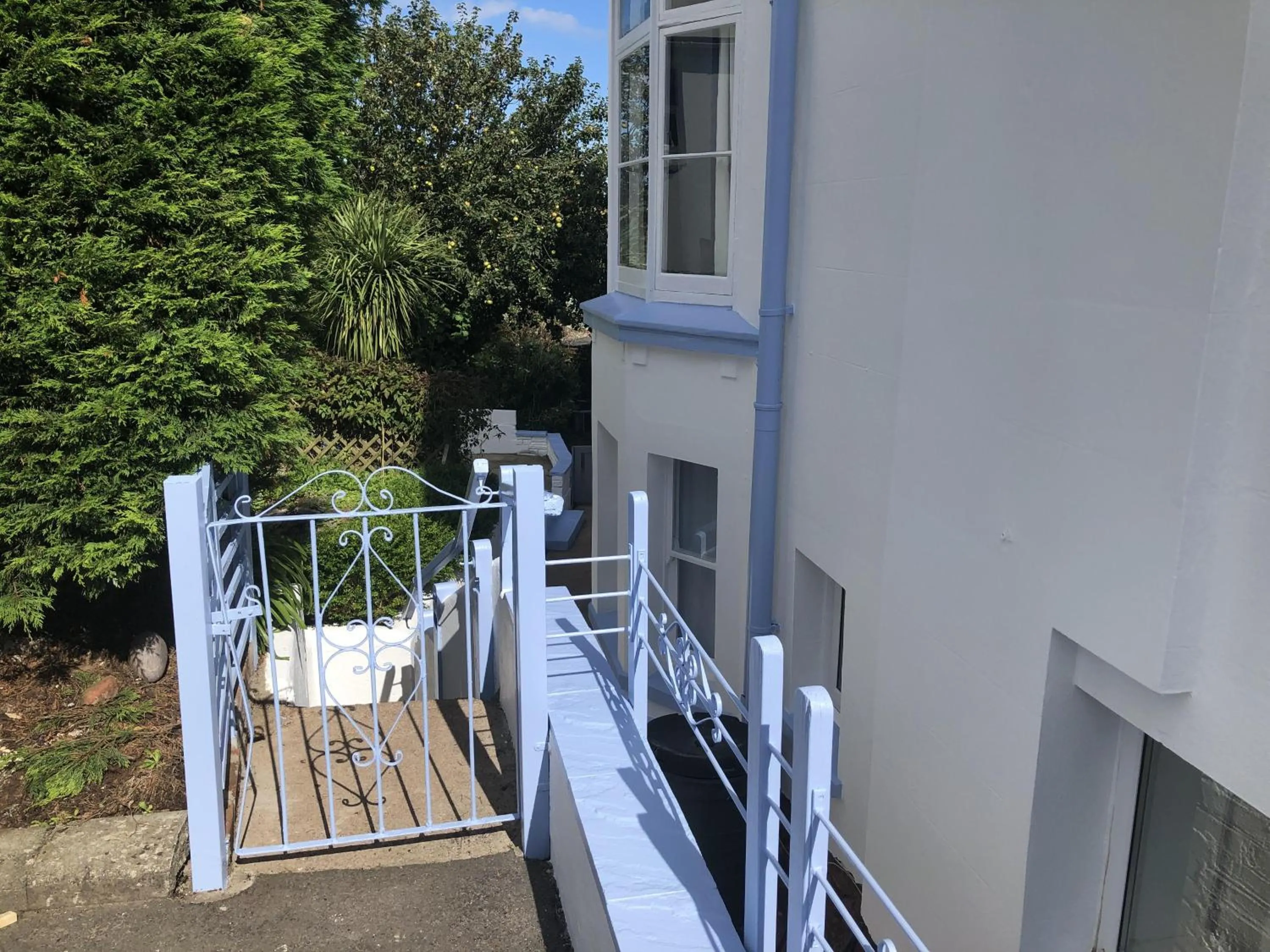 Property building in Harbour Lodge B&B
