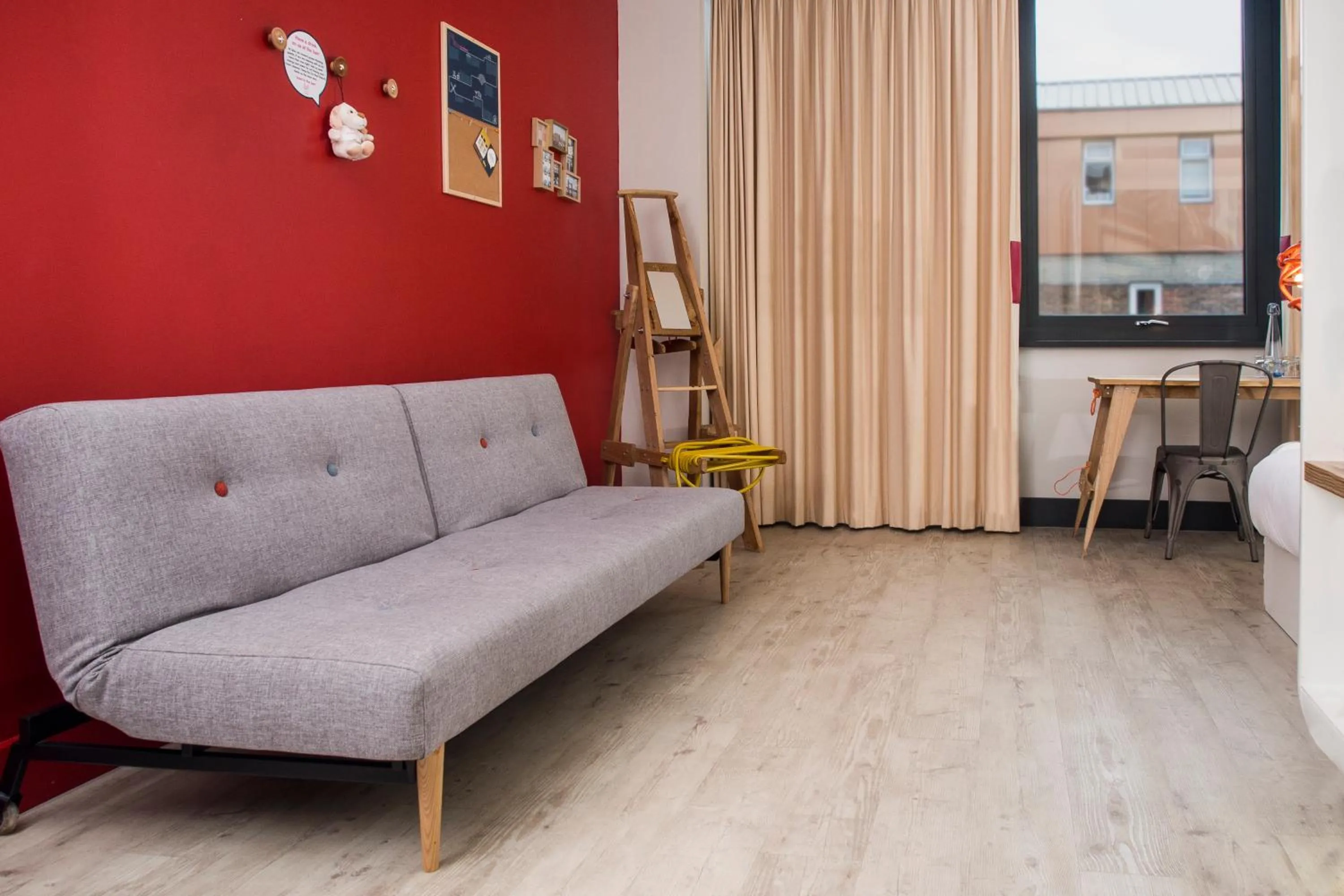 Bed in The Corner London City