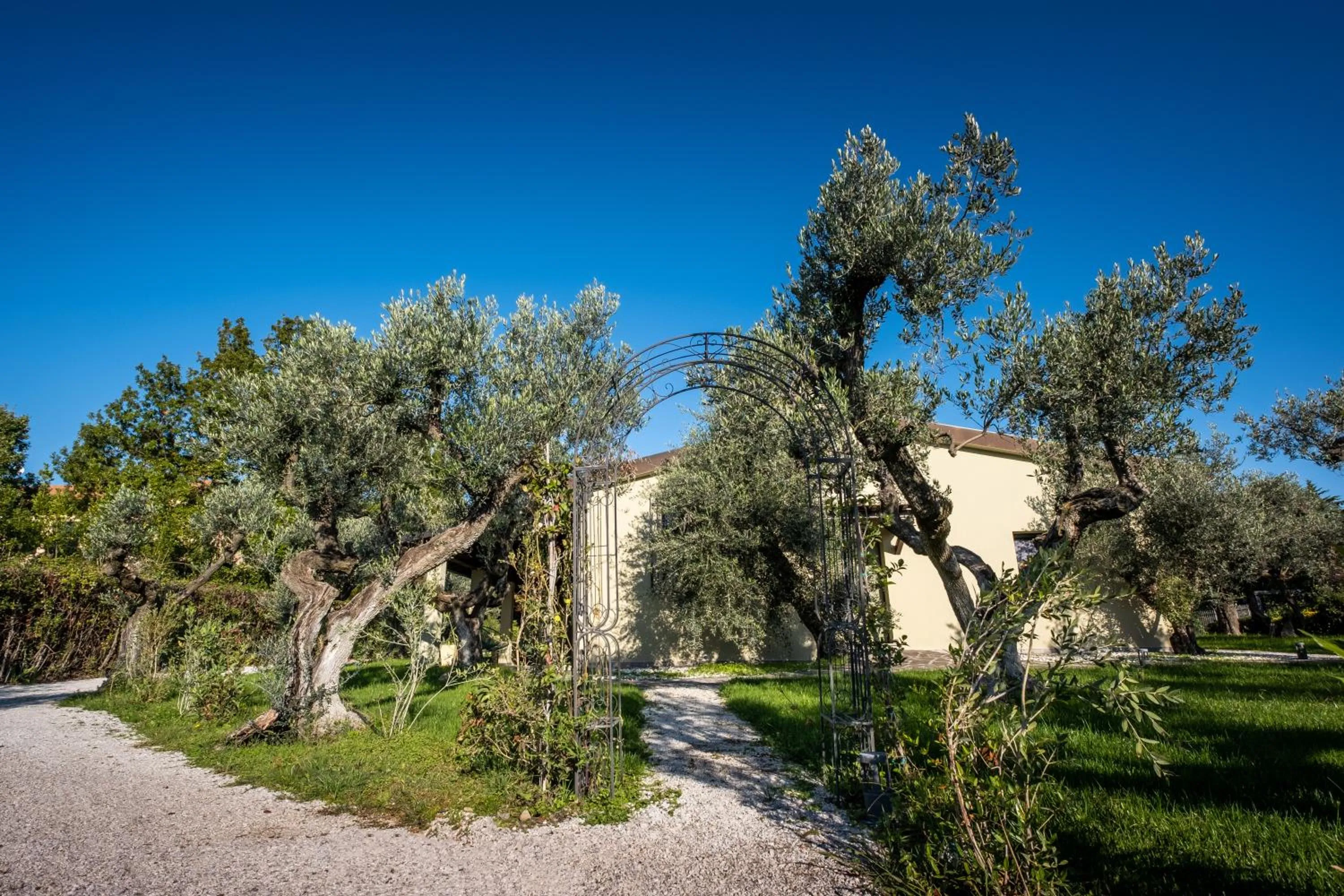 Facade/entrance in Relais San Baio