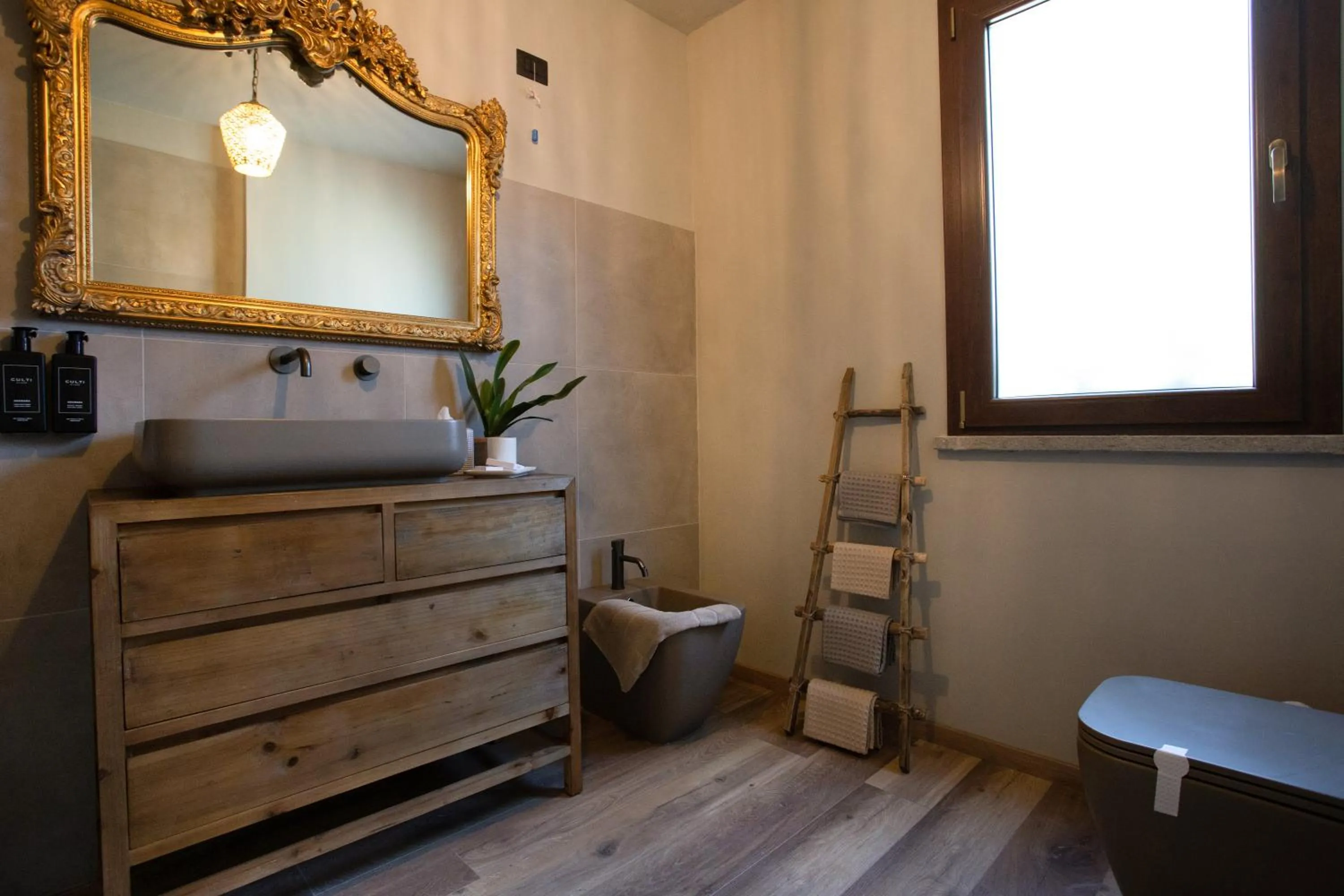 Bathroom in Relais San Baio