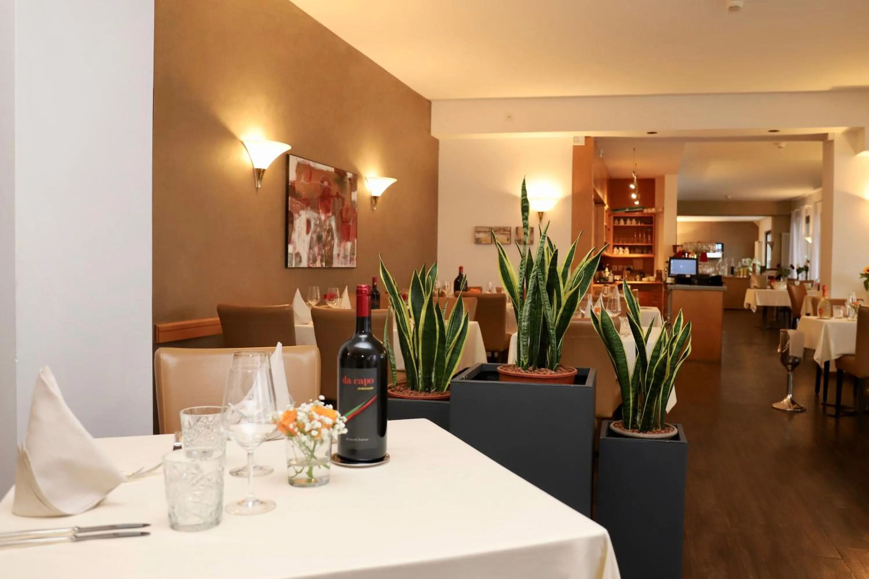 Restaurant/places to eat in Hotel Arancio