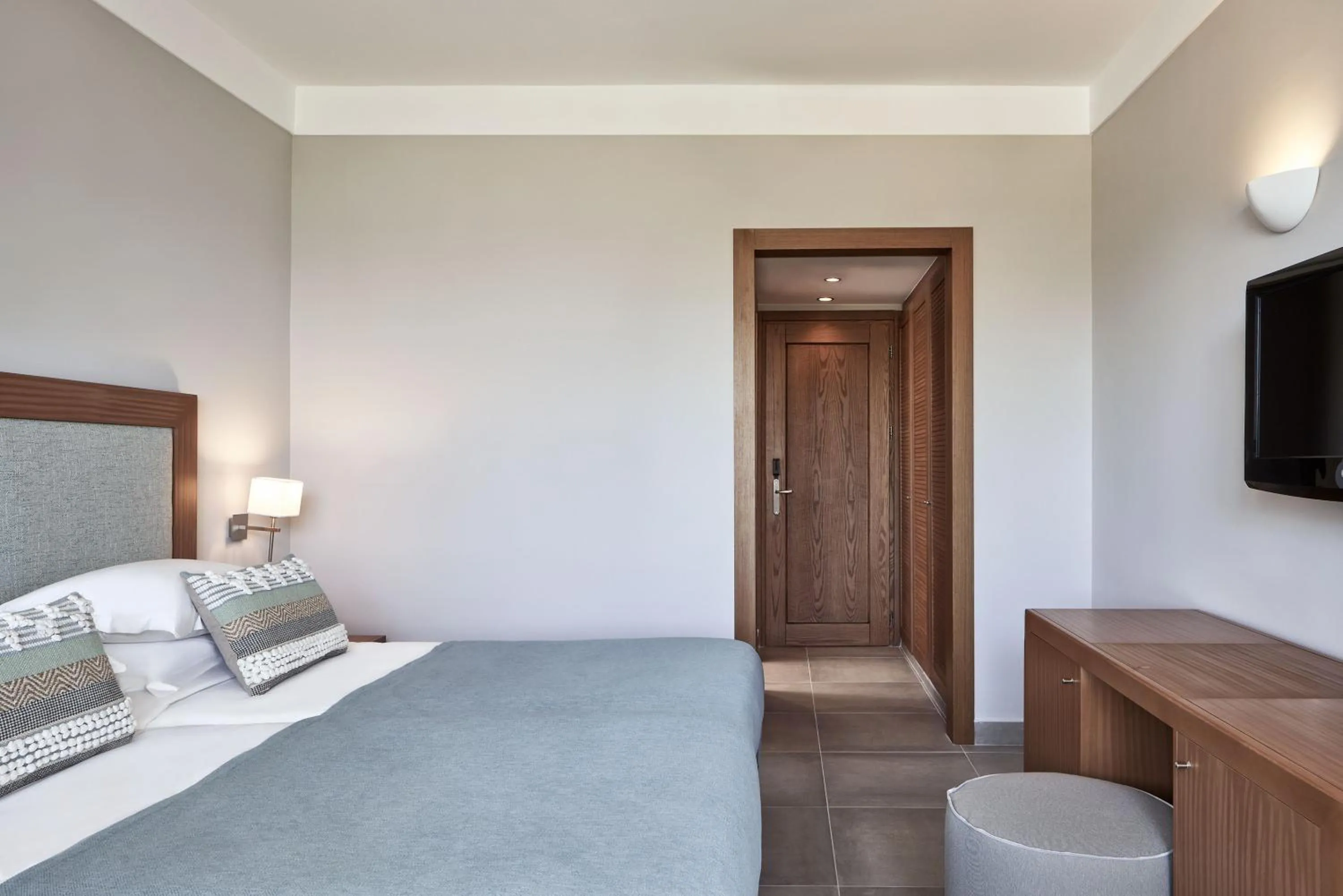 Bedroom, Bed in Atlantica Beach Resort Kos