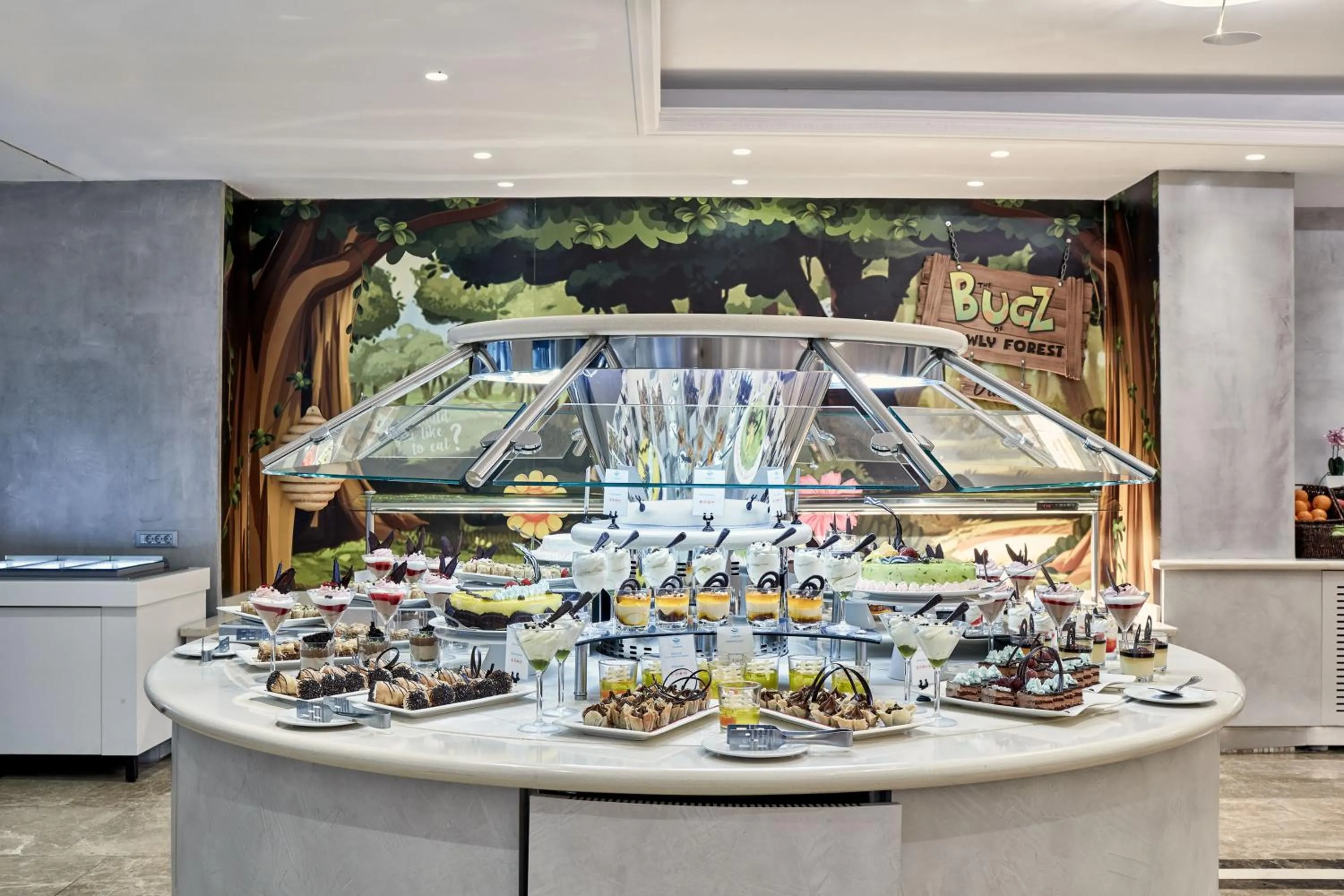 Breakfast in Atlantica Caldera Palace