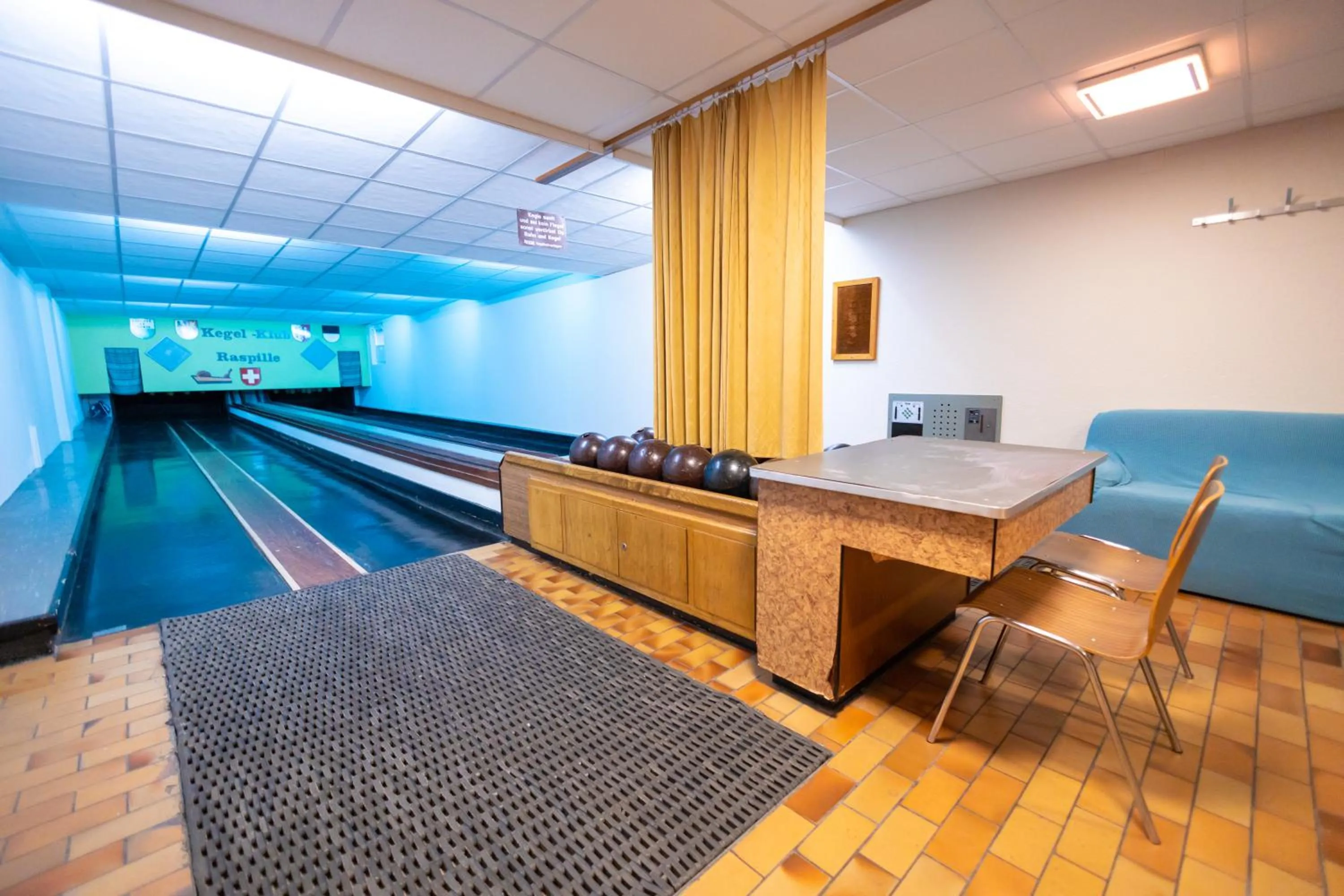 Game Room in Agence ALV - Art Le Vin