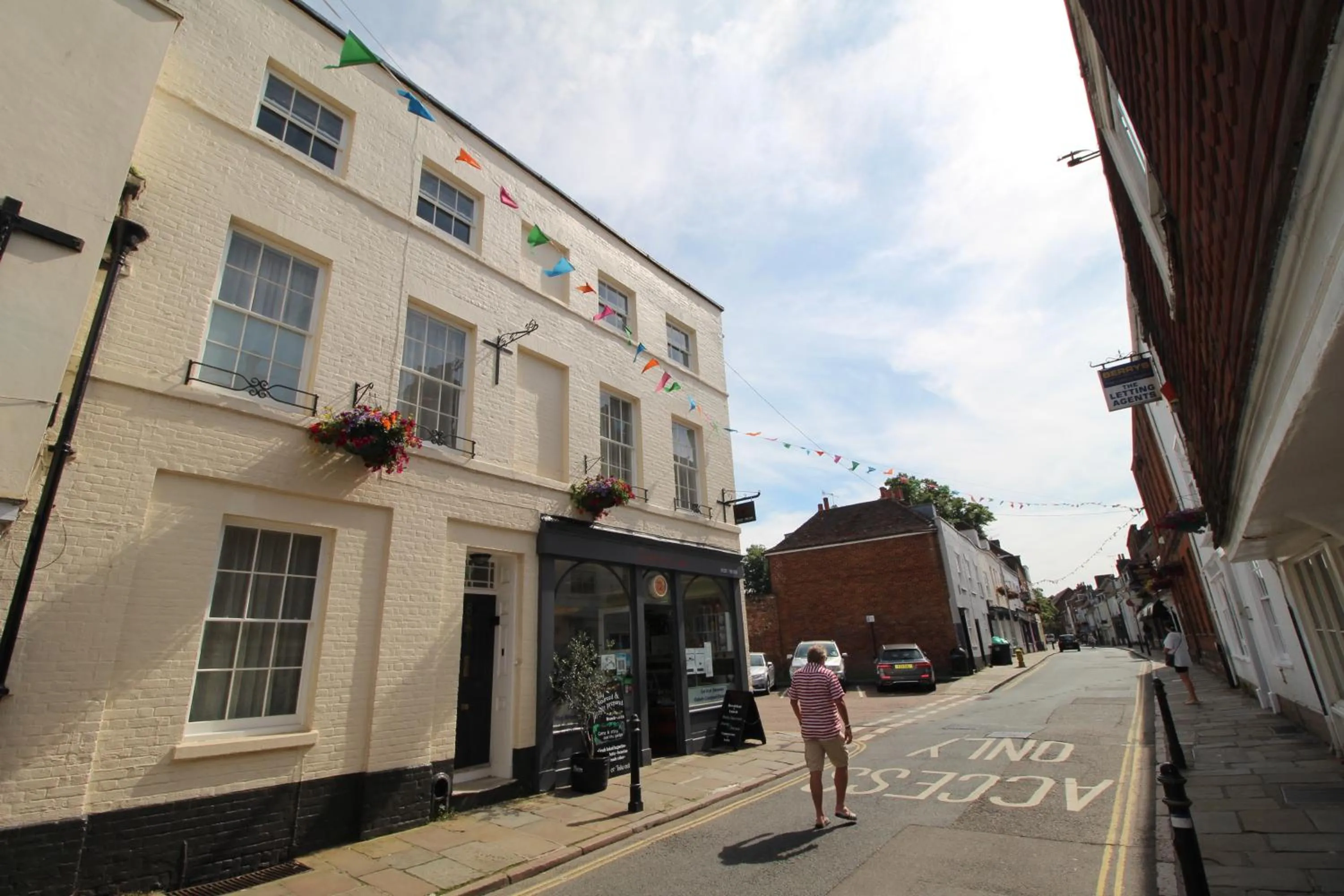 Property building in Number 8