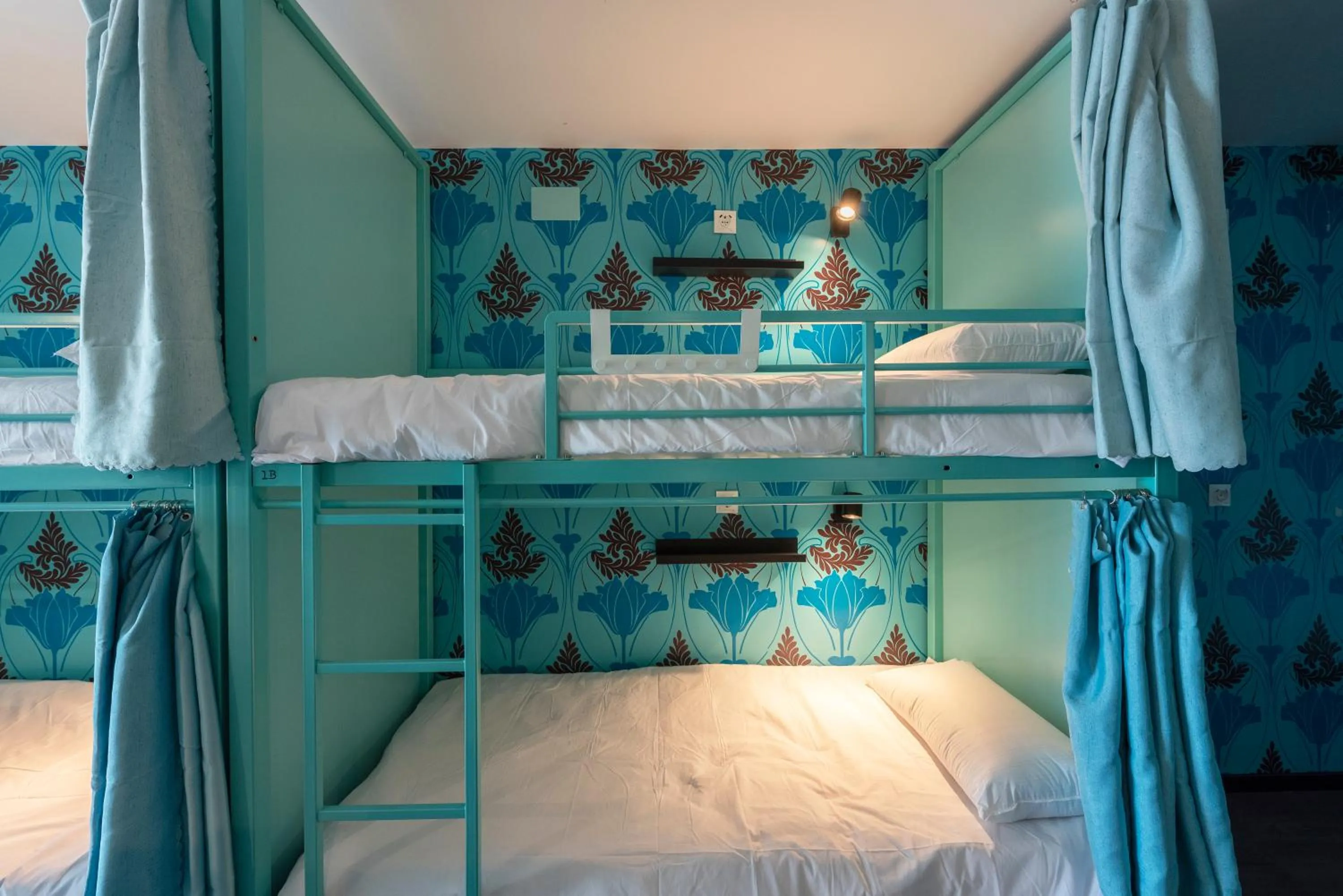 bunk bed, Bed in Hostelle - Women only hostel Barcelona
