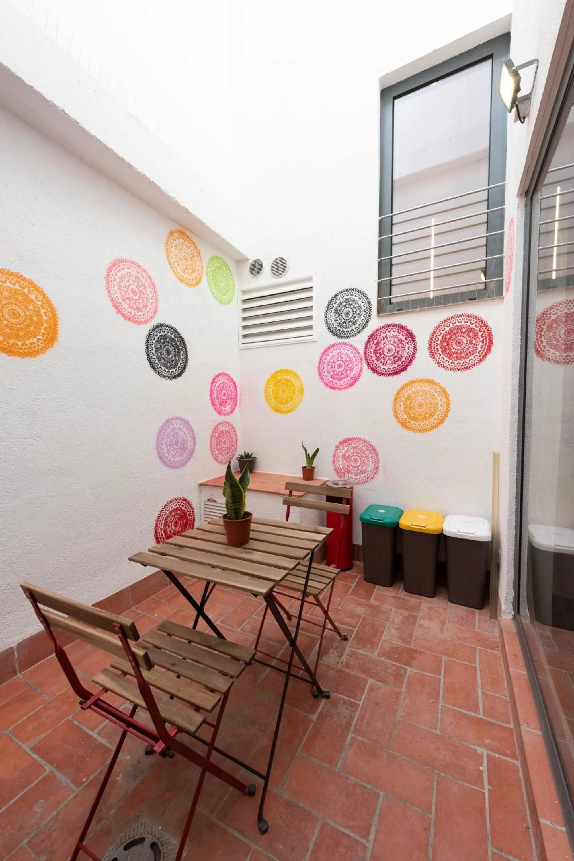 Patio in Hostelle - Women only hostel Barcelona