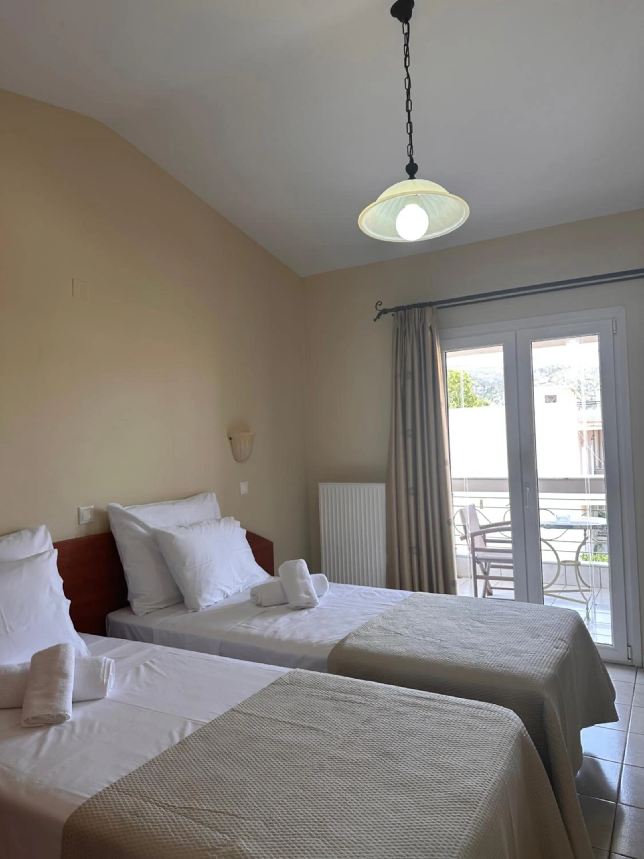 Bed in HOTEL ARIADNI