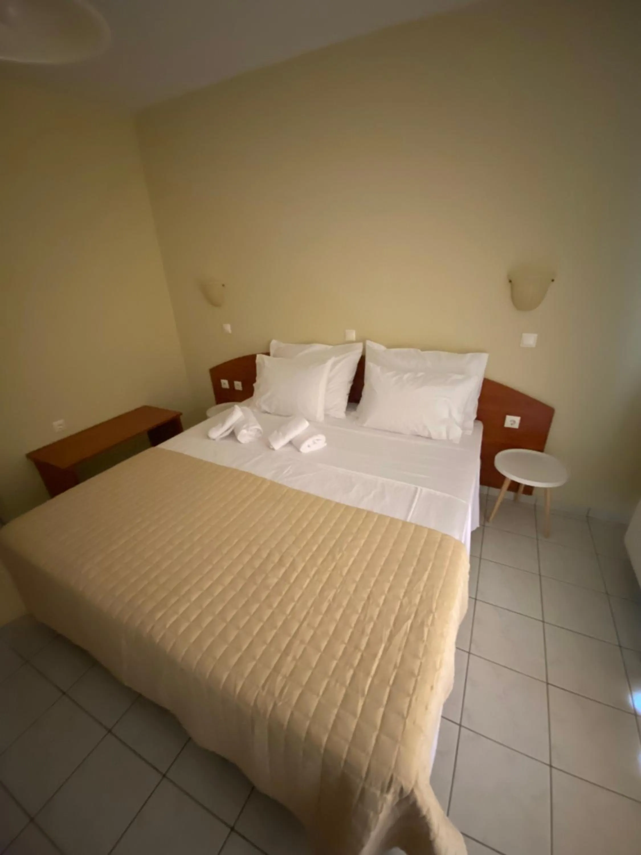 Bed in HOTEL ARIADNI