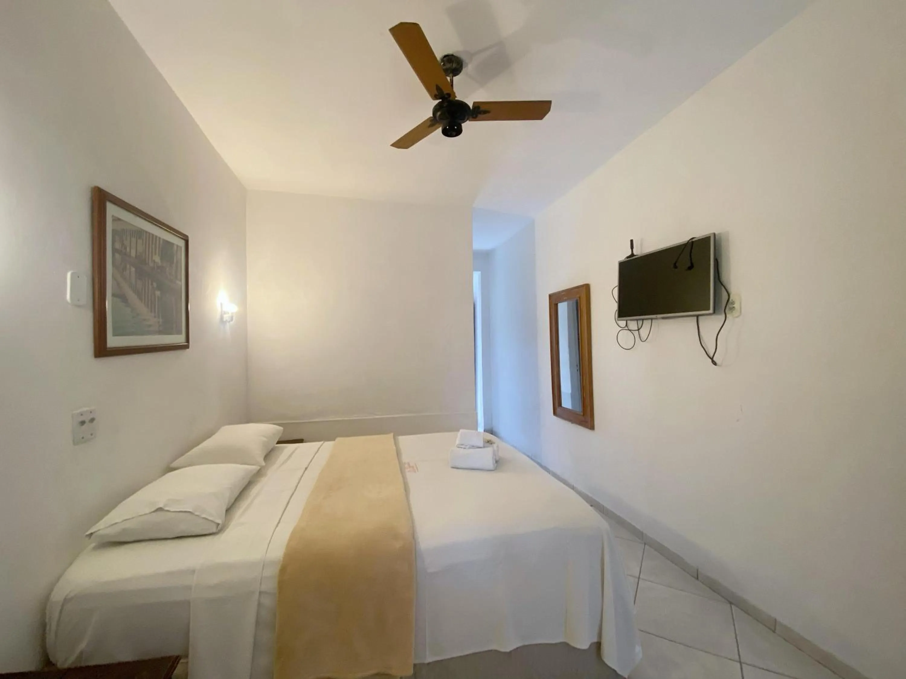 Bed in Hotel Velejador,há 5 minutos do Centro Historico