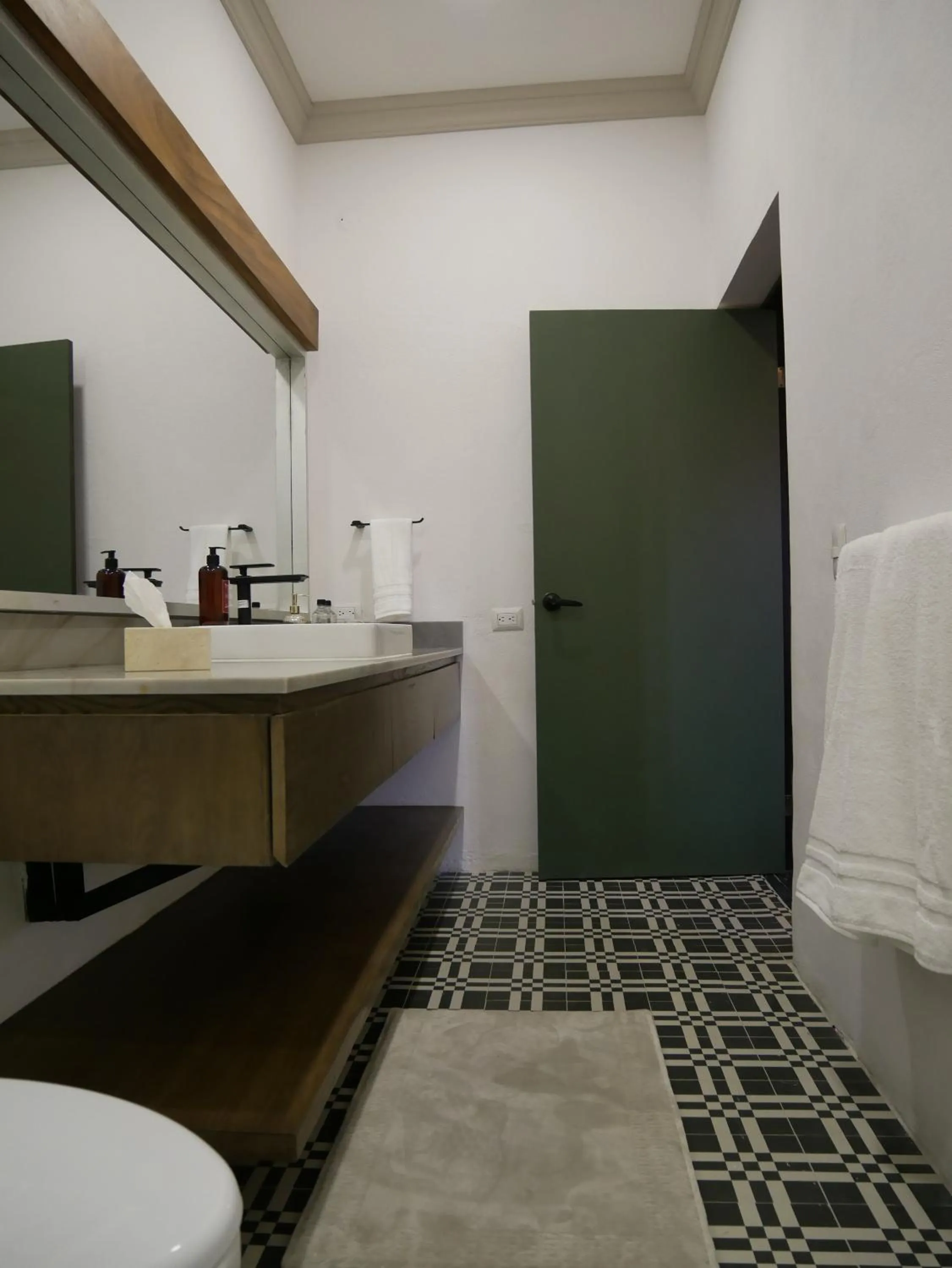 Bathroom in Hotel El Farol