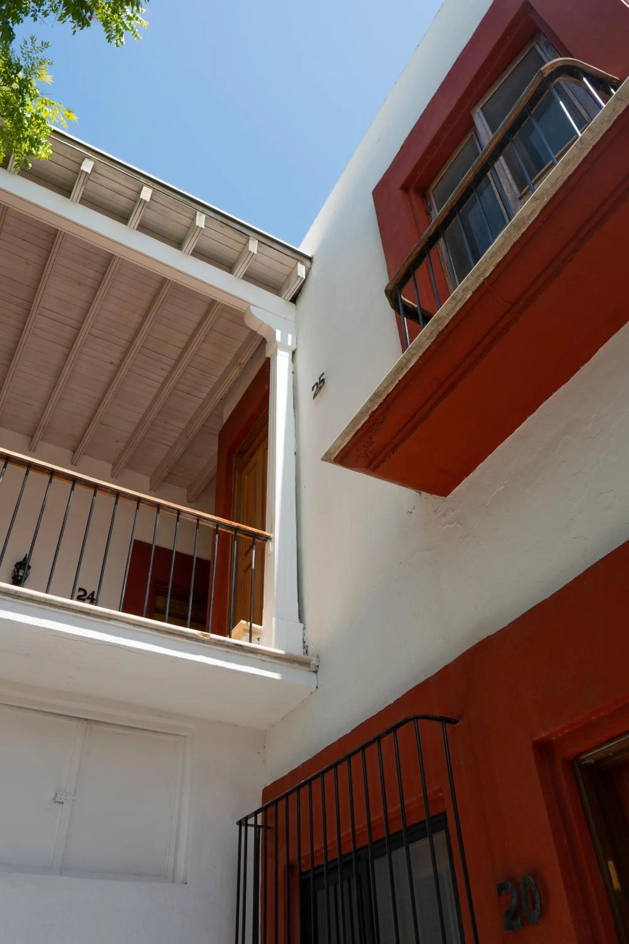 Property building in Hotel El Farol