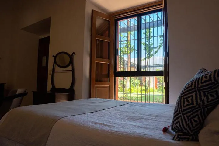 Photo of the whole room, Bed in Hotel El Farol