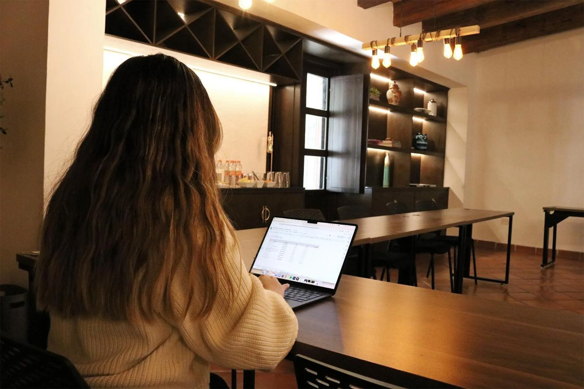 Business facilities in Hotel El Farol