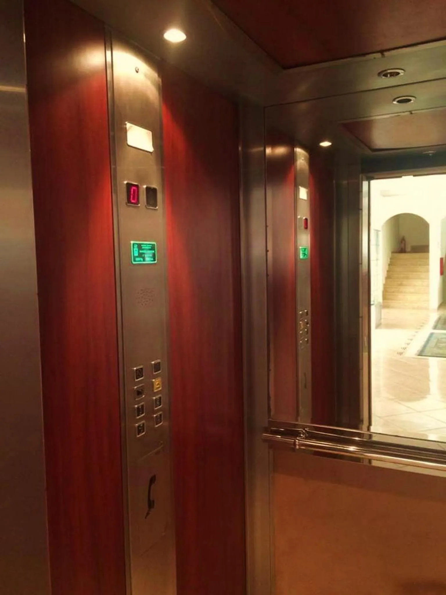 Area and facilities in Nefeli Boutique Hotel