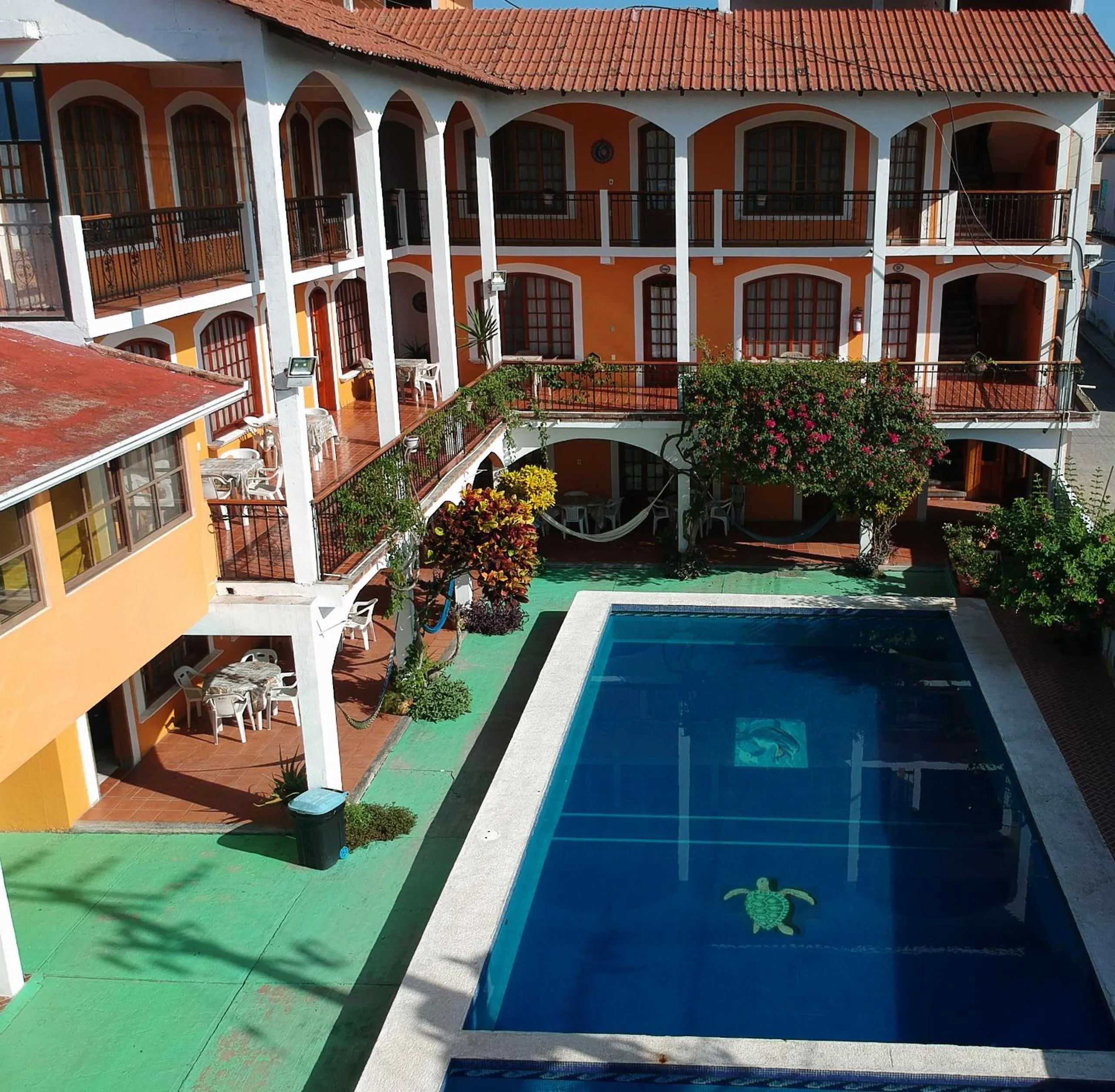 Property building in Don Luis Hostal - Sucursal Galeana - Tecolutla