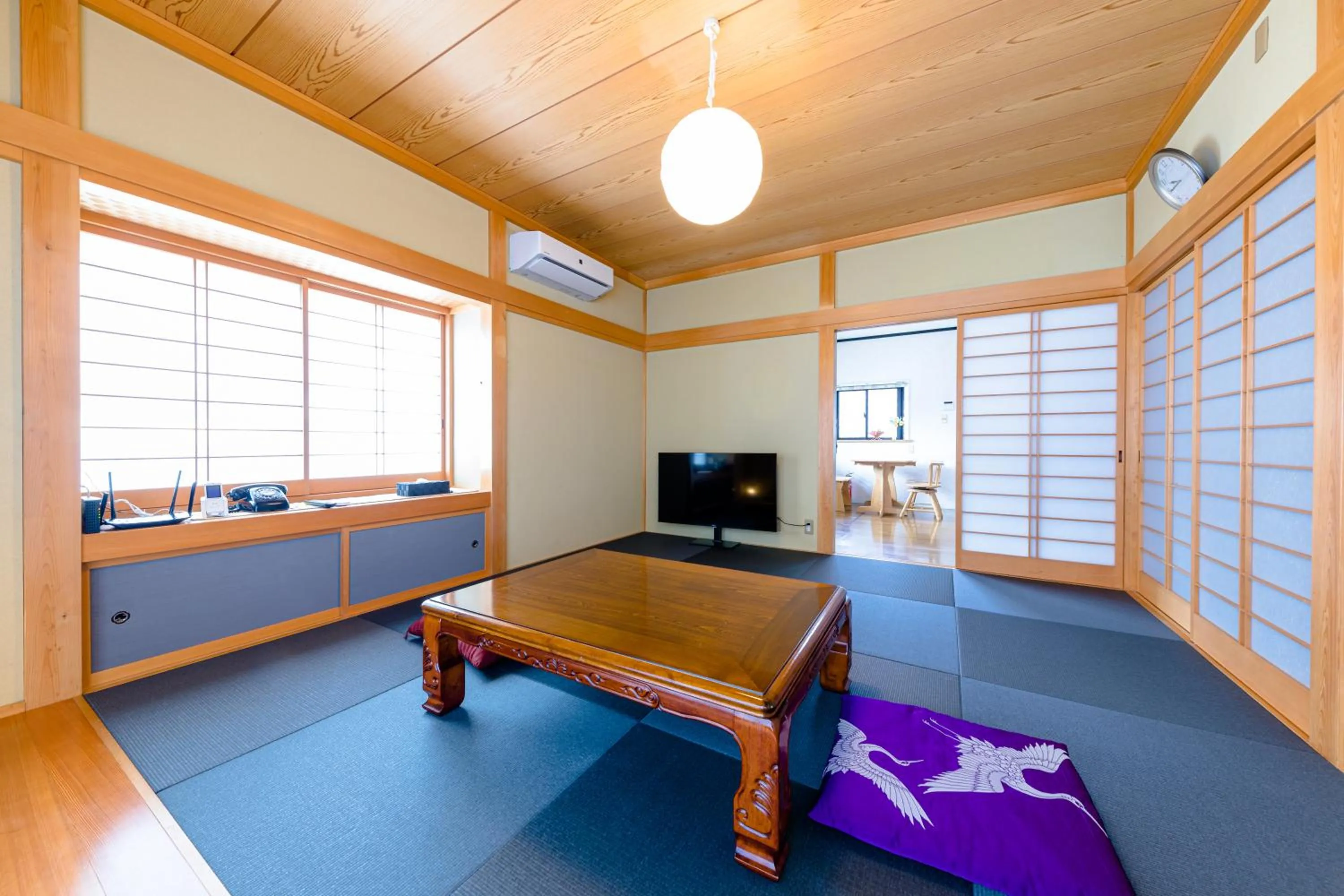 Communal lounge/ TV room in 130平米 和モダン邸宅 非日常を愉しむ 最大20名宿泊可 iine