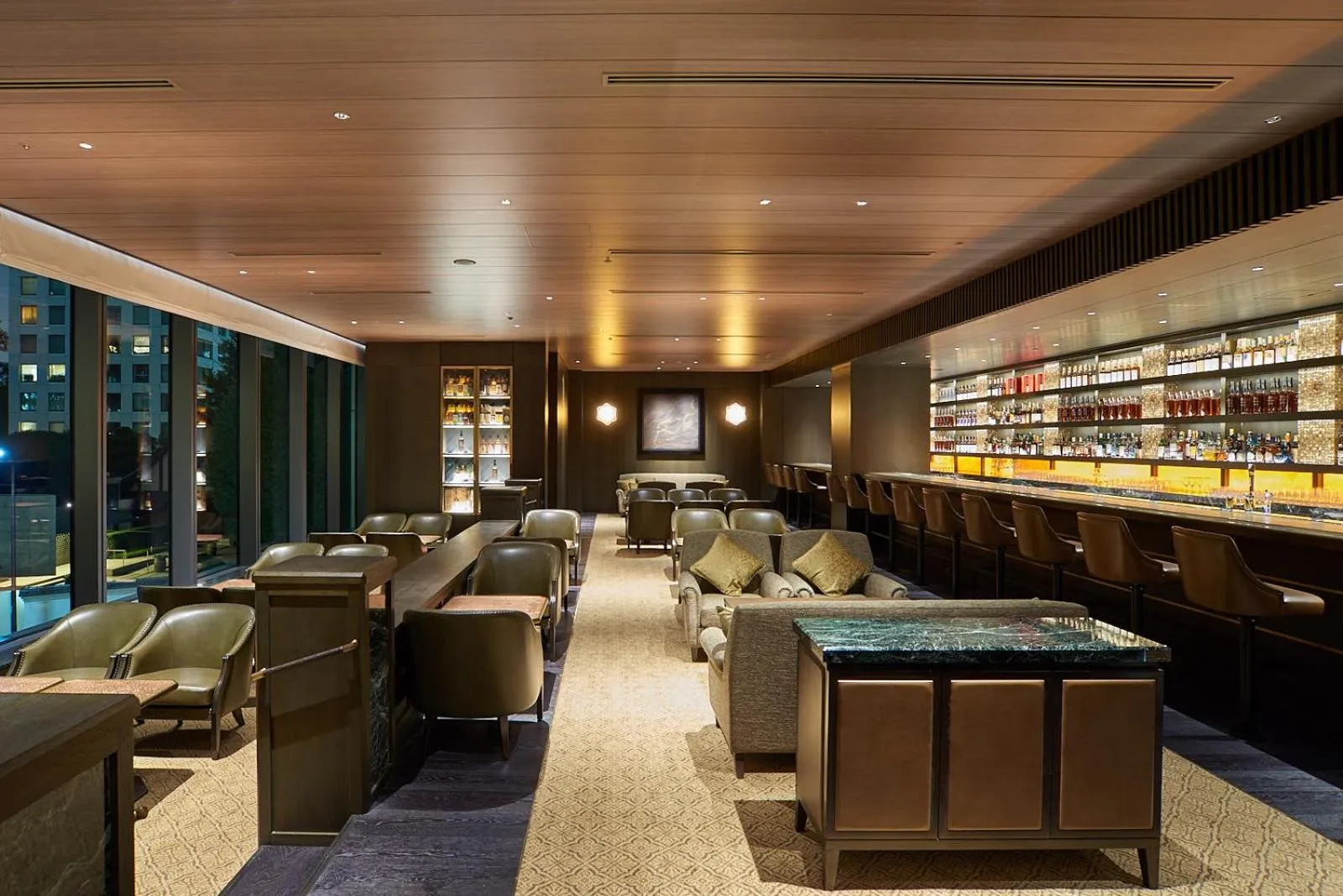 Lounge or bar in The Okura Heritage Tokyo