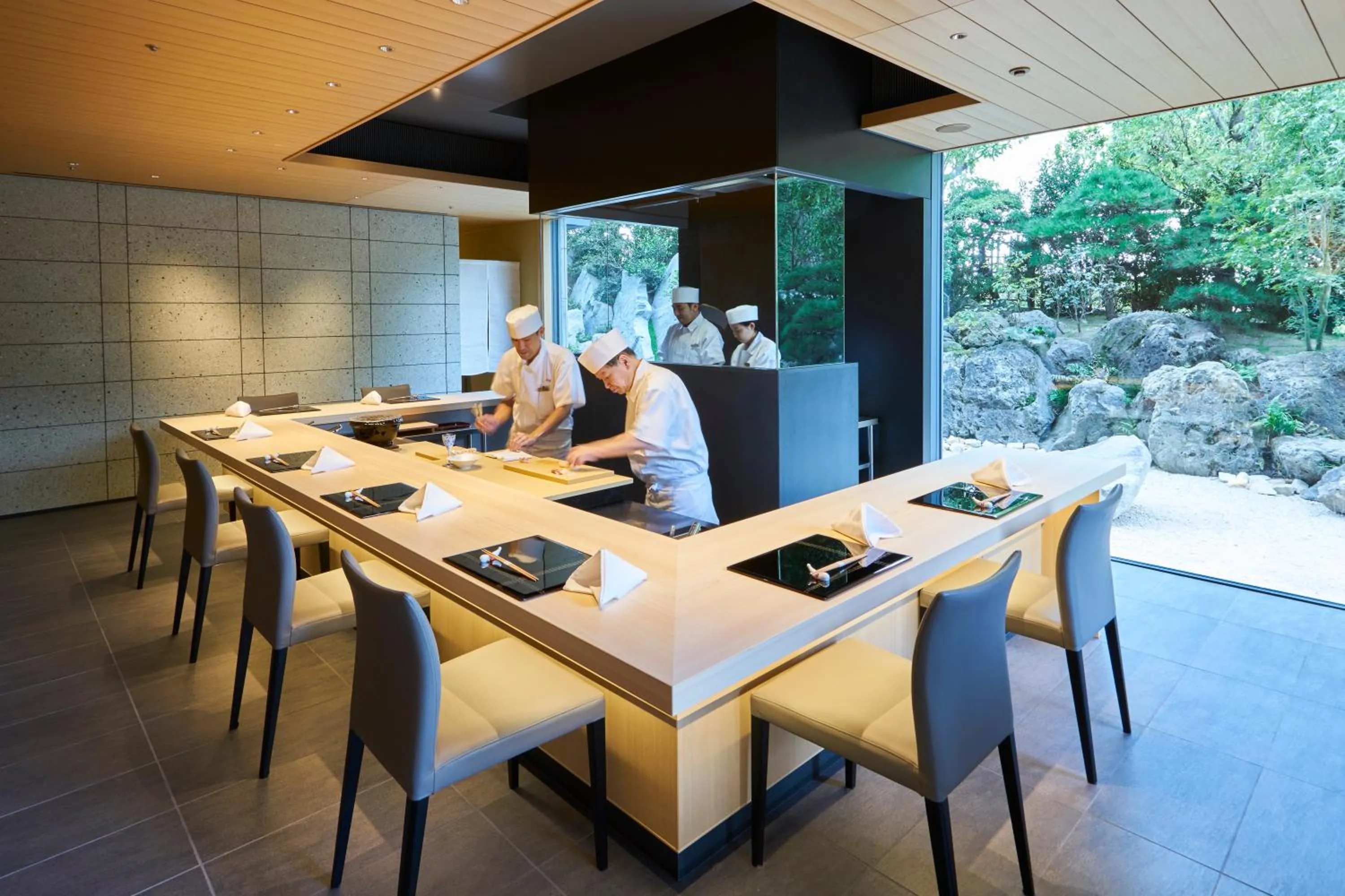 Restaurant/places to eat in The Okura Heritage Tokyo
