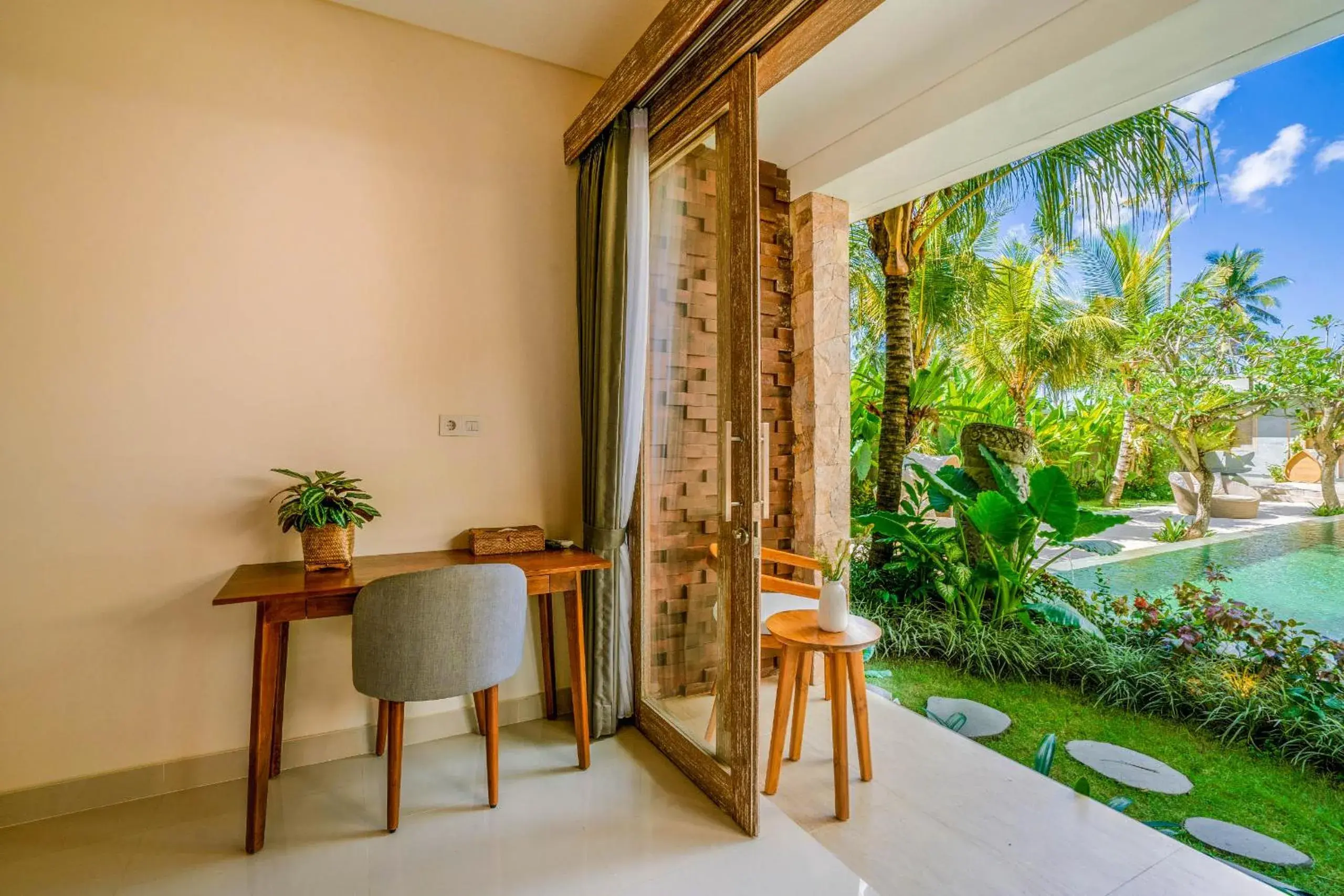 Pool view in Kahayana Suites Ubud Pool view in Kahayana Suites Ubud