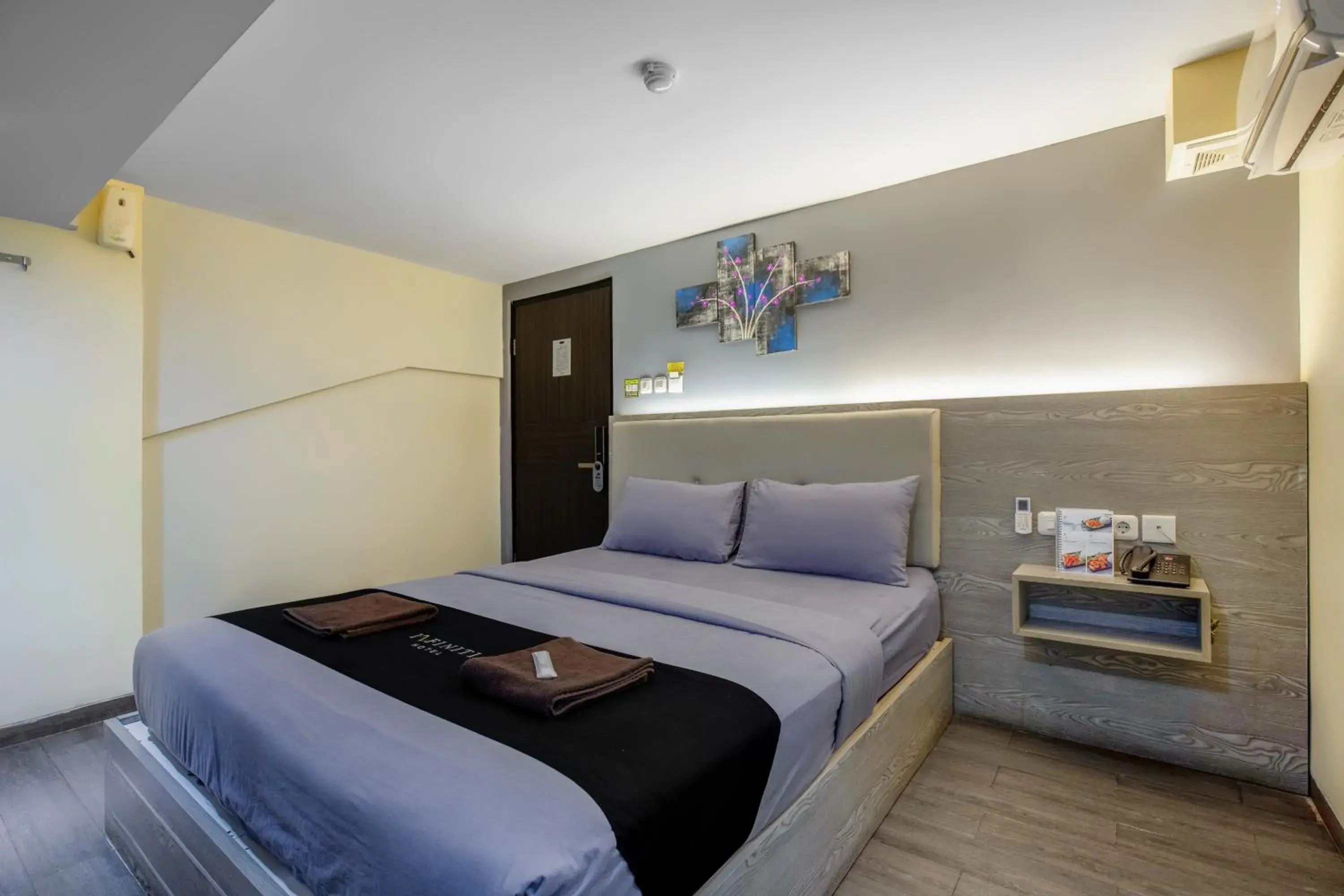 Large Double or Twin Room in Infiniti Hotel Large Double or Twin Room in Infiniti Hotel