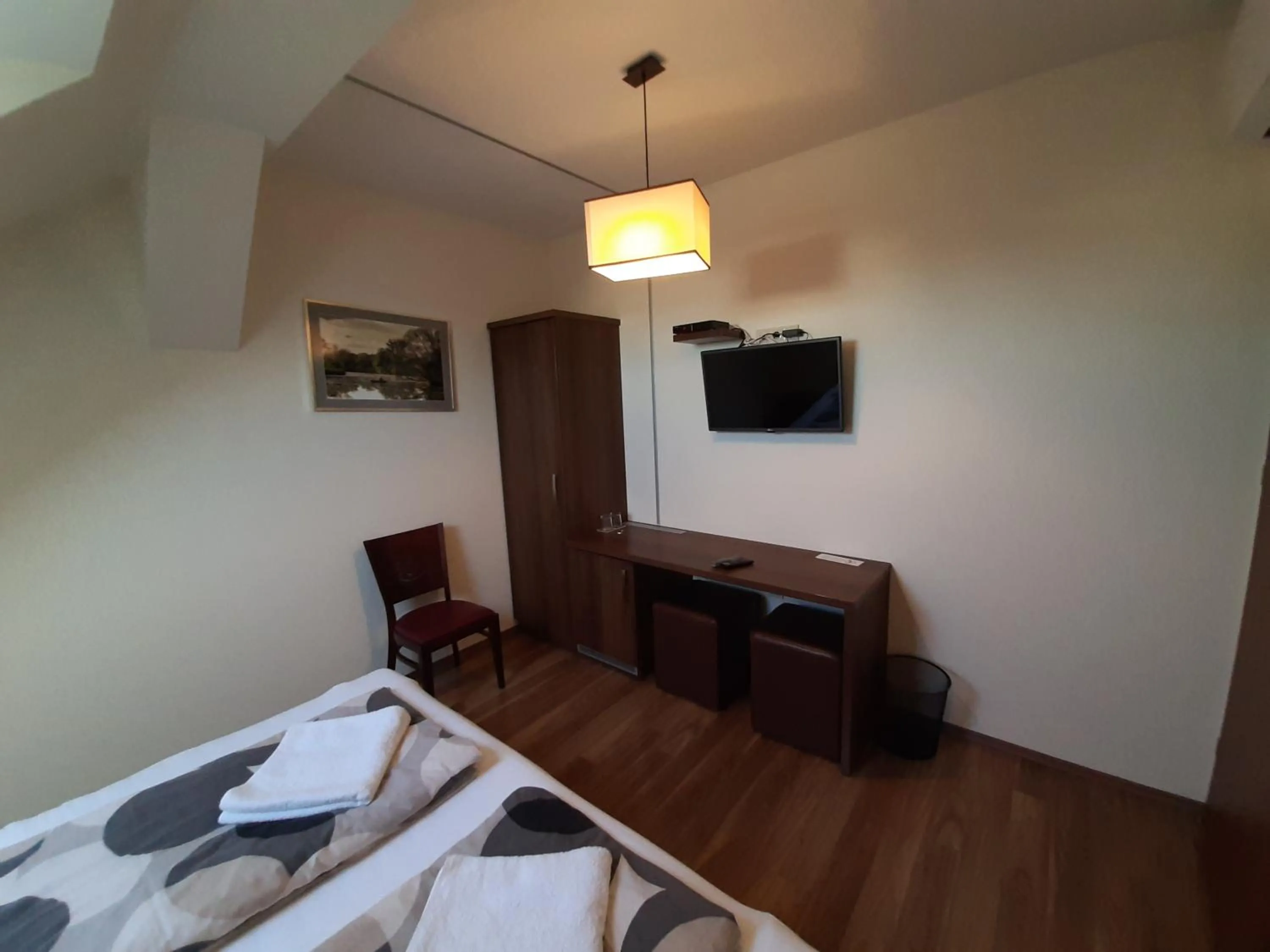 Bed in Viktória Lovas Panzió