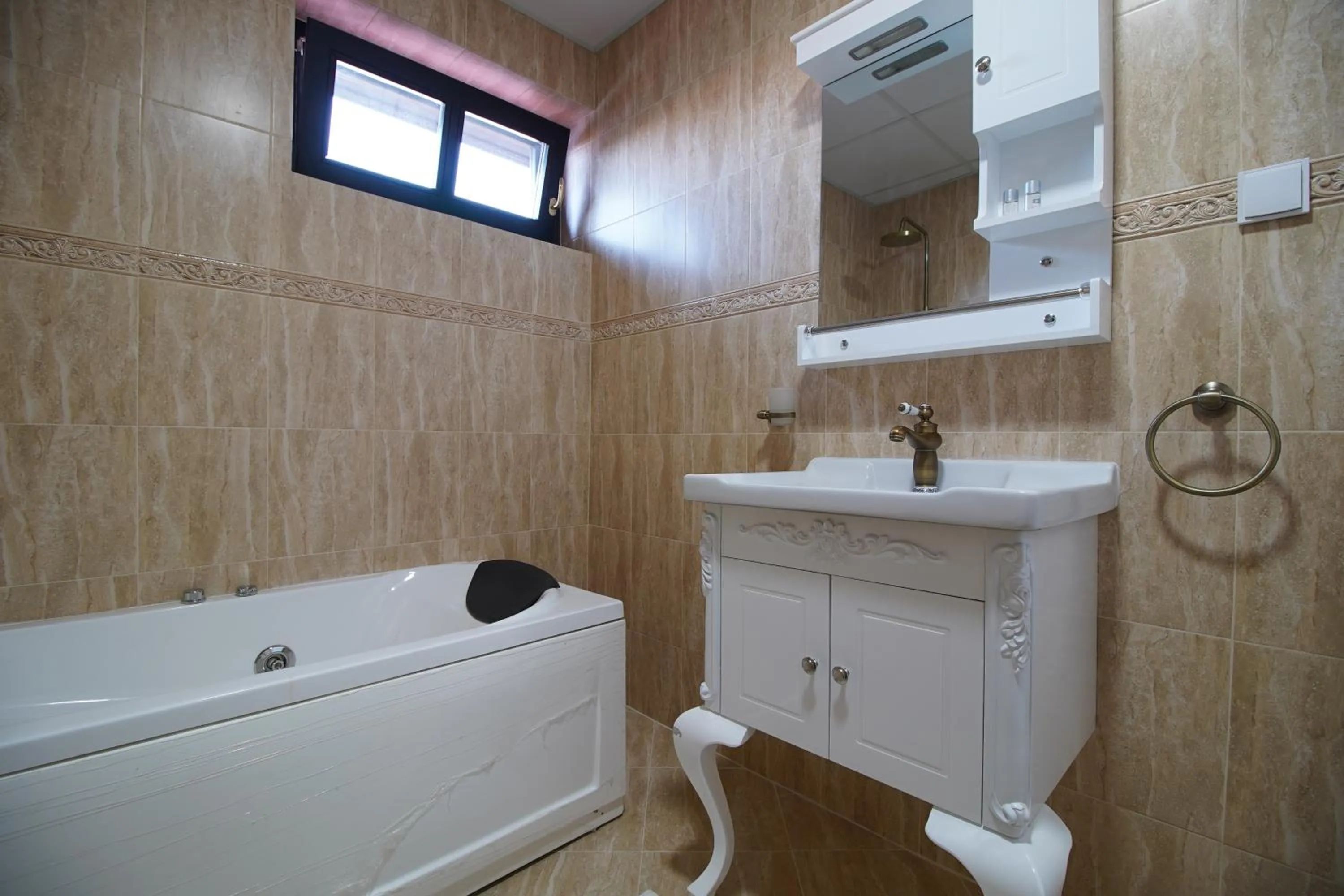 Bathroom in Pulpudeva Family Hotel