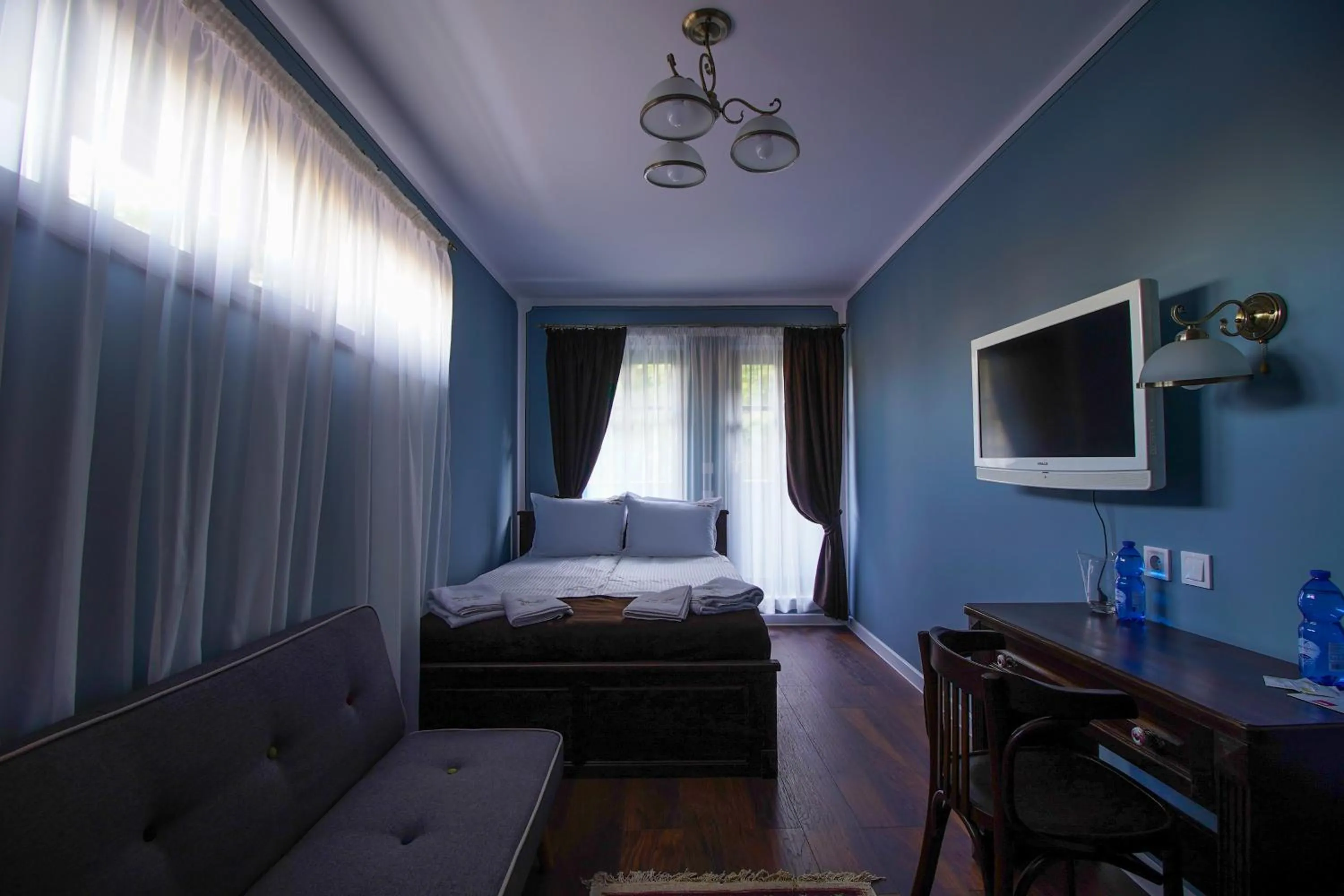 Bed in Pulpudeva Family Hotel