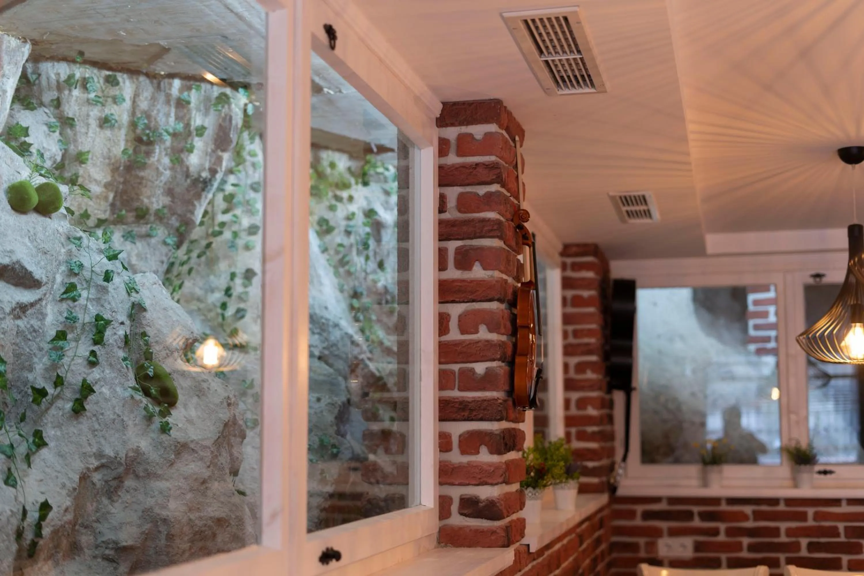 Restaurant/places to eat in Pulpudeva Family Hotel