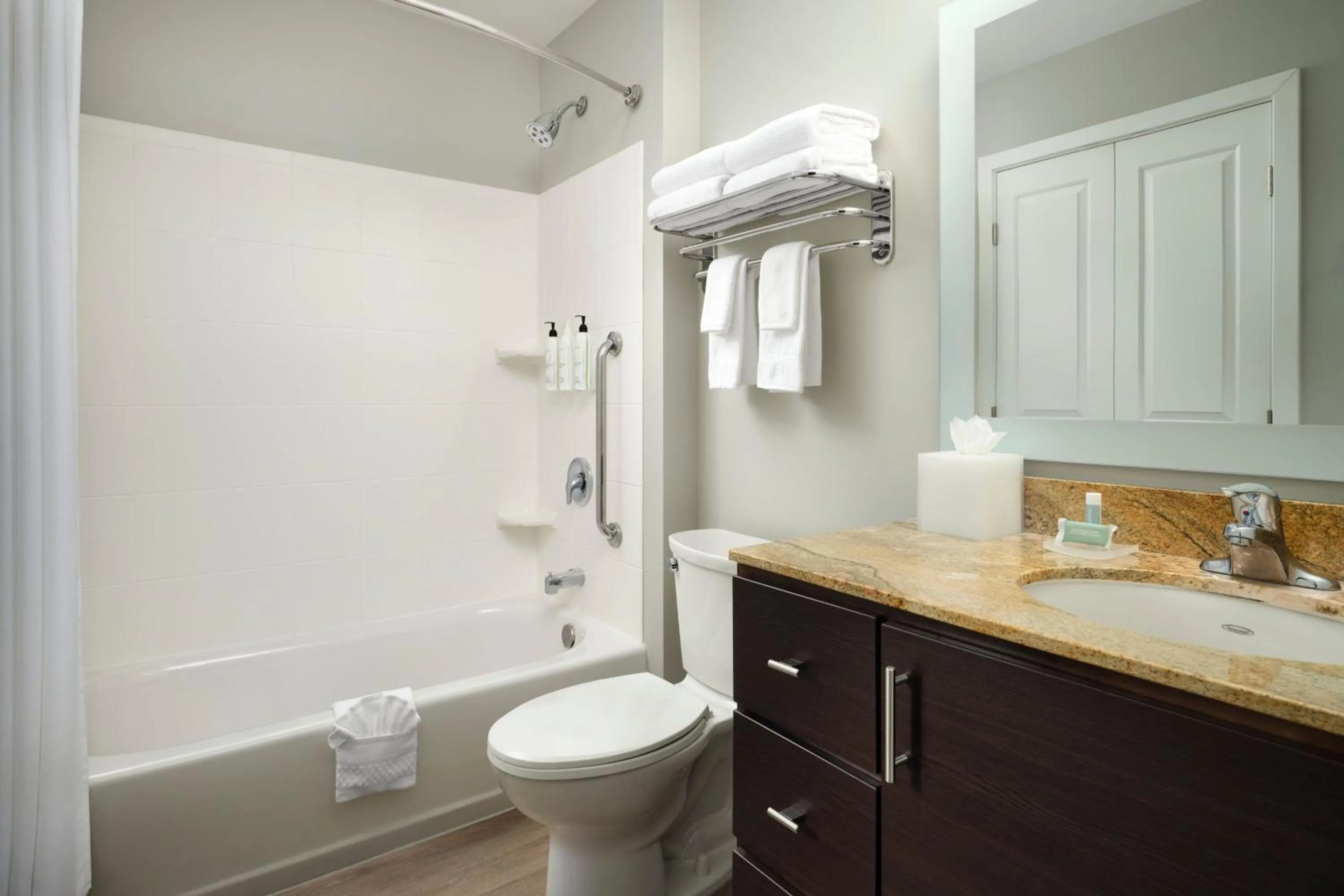 Bathroom in TownePlace Suites San Jose Santa Clara