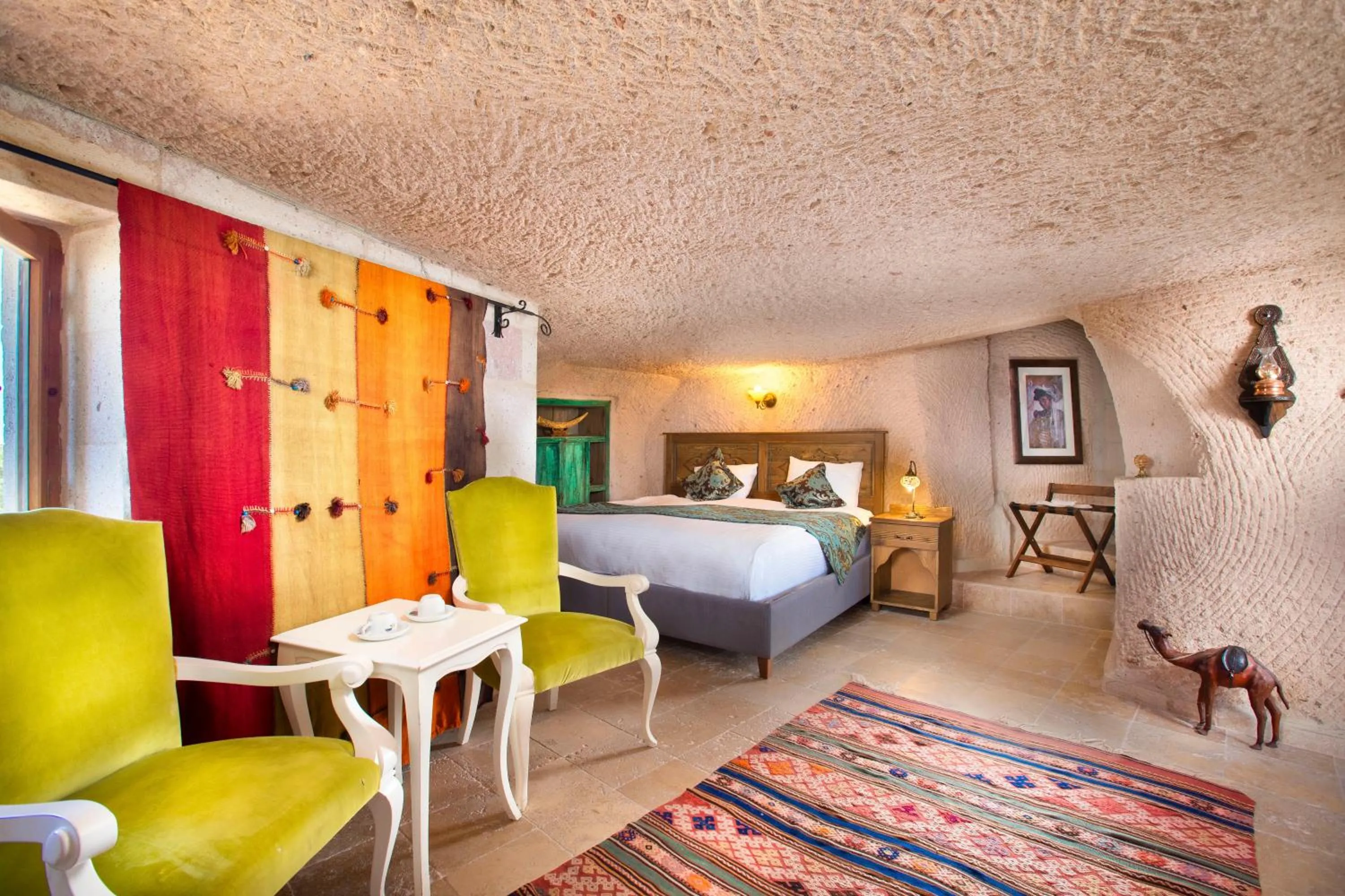 Bed in Cappadocia Fairy Chimneys Selfie Cave Hotels - Special Class
