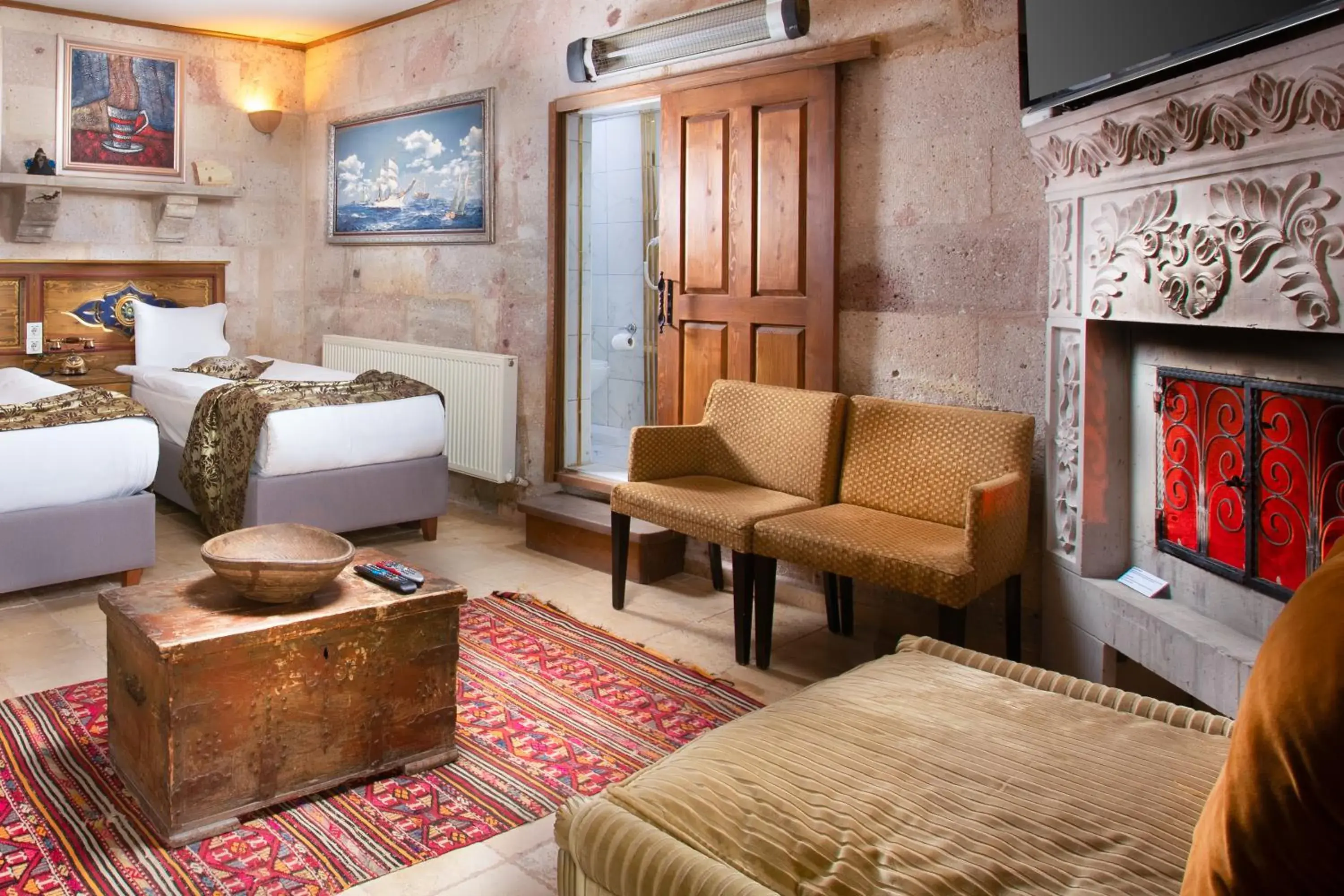 Bed in Cappadocia Fairy Chimneys Selfie Cave Hotels - Special Class Bed in Cappadocia Fairy Chimneys Selfie Cave Hotels - Special Class