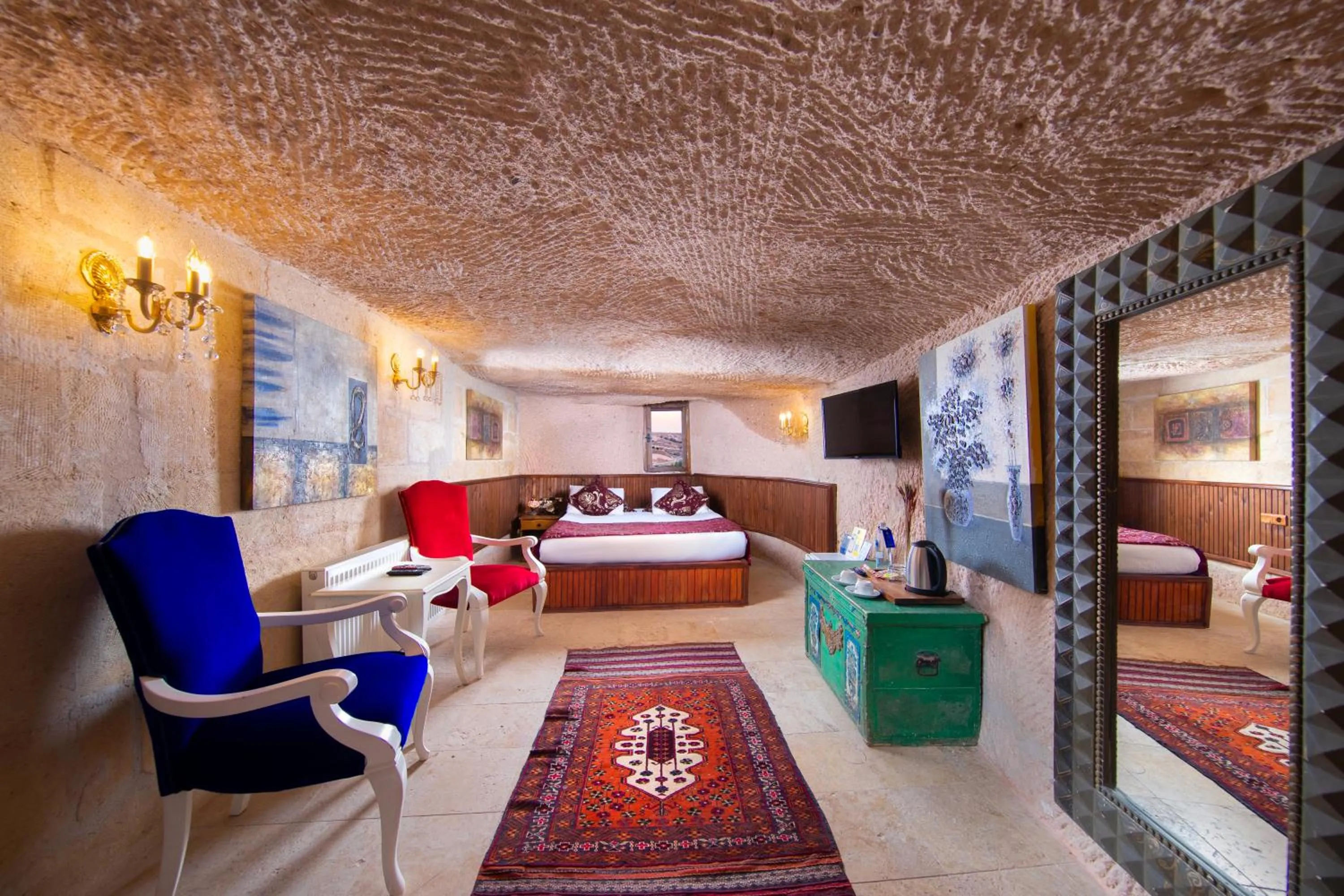 Bed in Cappadocia Fairy Chimneys Selfie Cave Hotels - Special Class