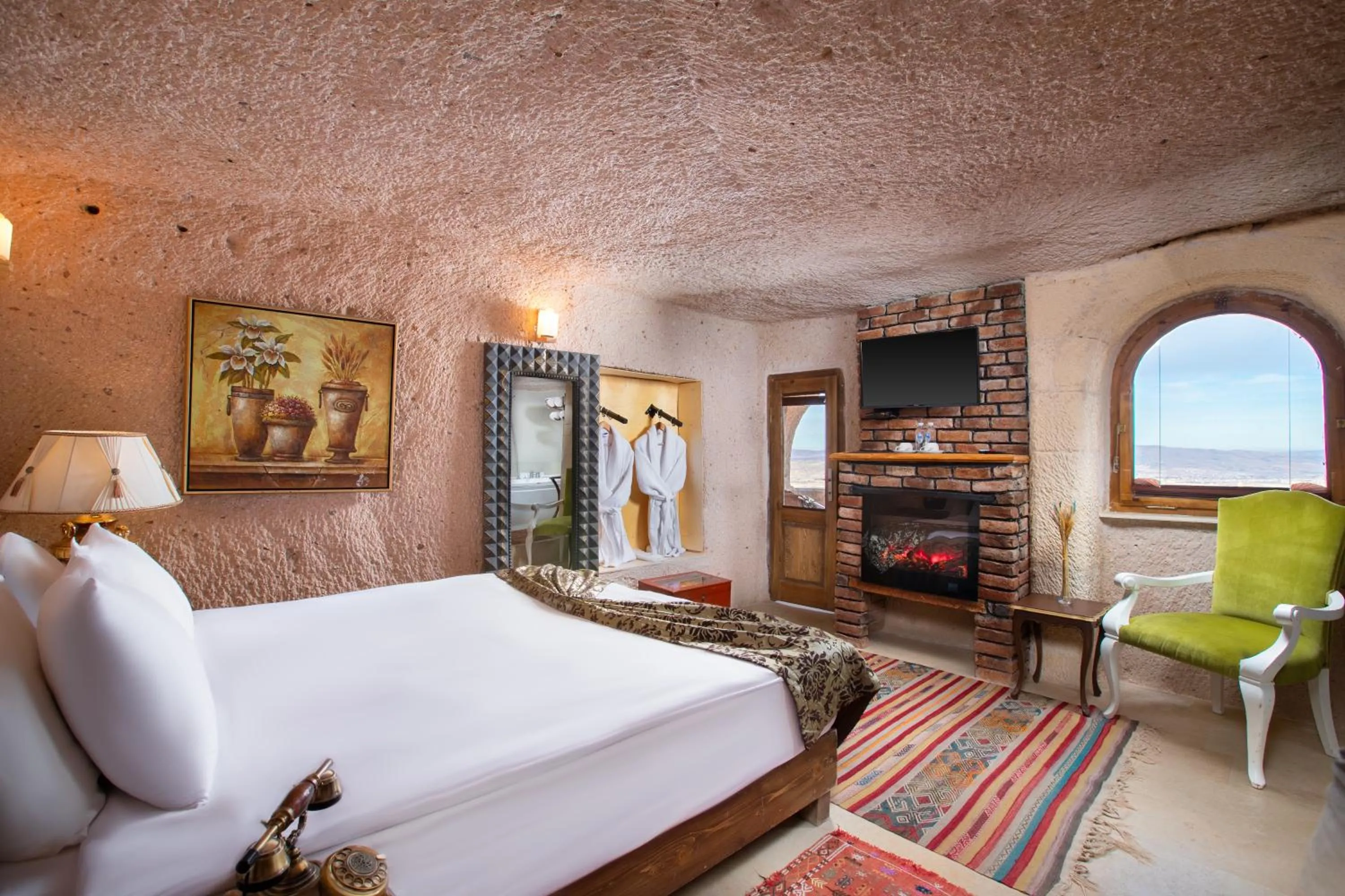 Bed in Cappadocia Fairy Chimneys Selfie Cave Hotels - Special Class