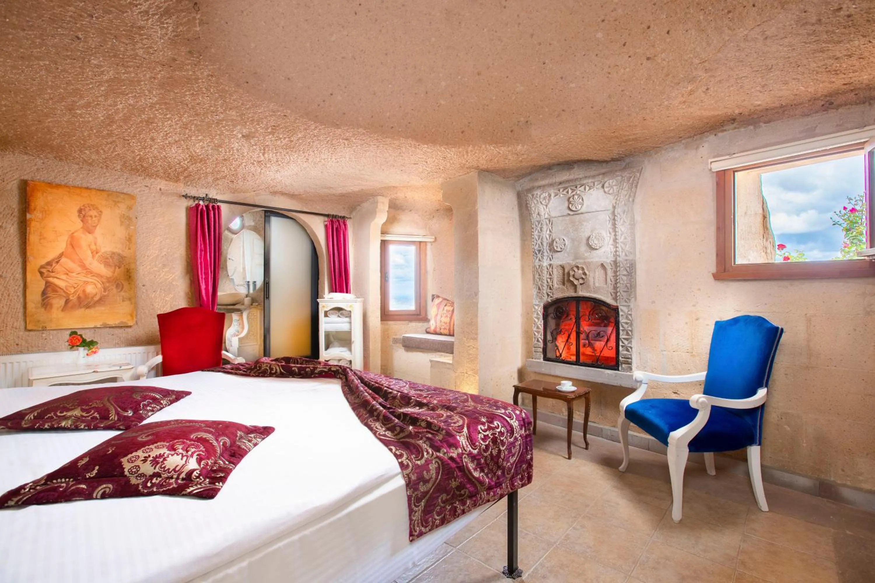 View (from property/room), Bed in Cappadocia Fairy Chimneys Selfie Cave Hotels - Special Class