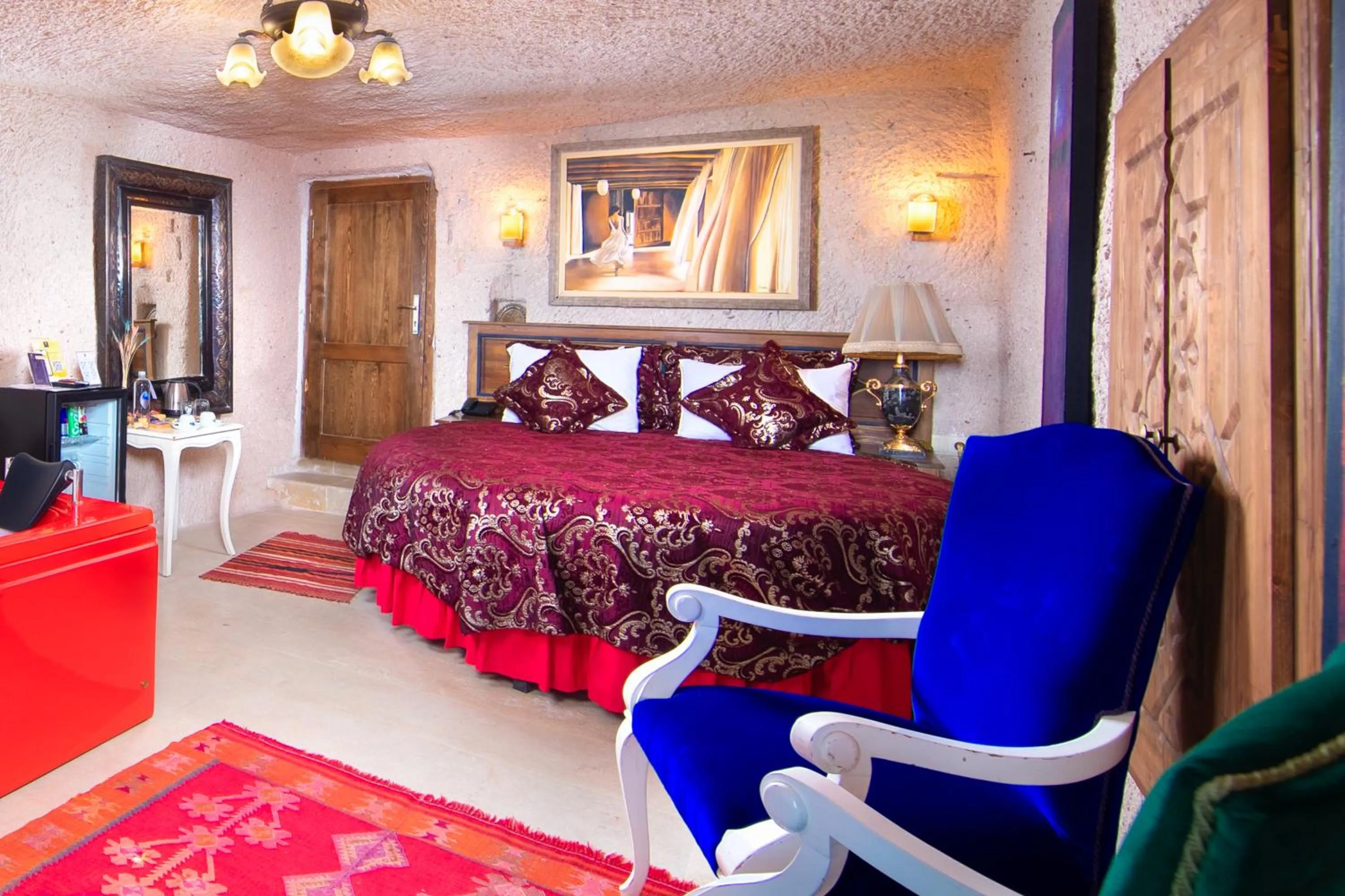 Bed in Cappadocia Fairy Chimneys Selfie Cave Hotels - Special Class