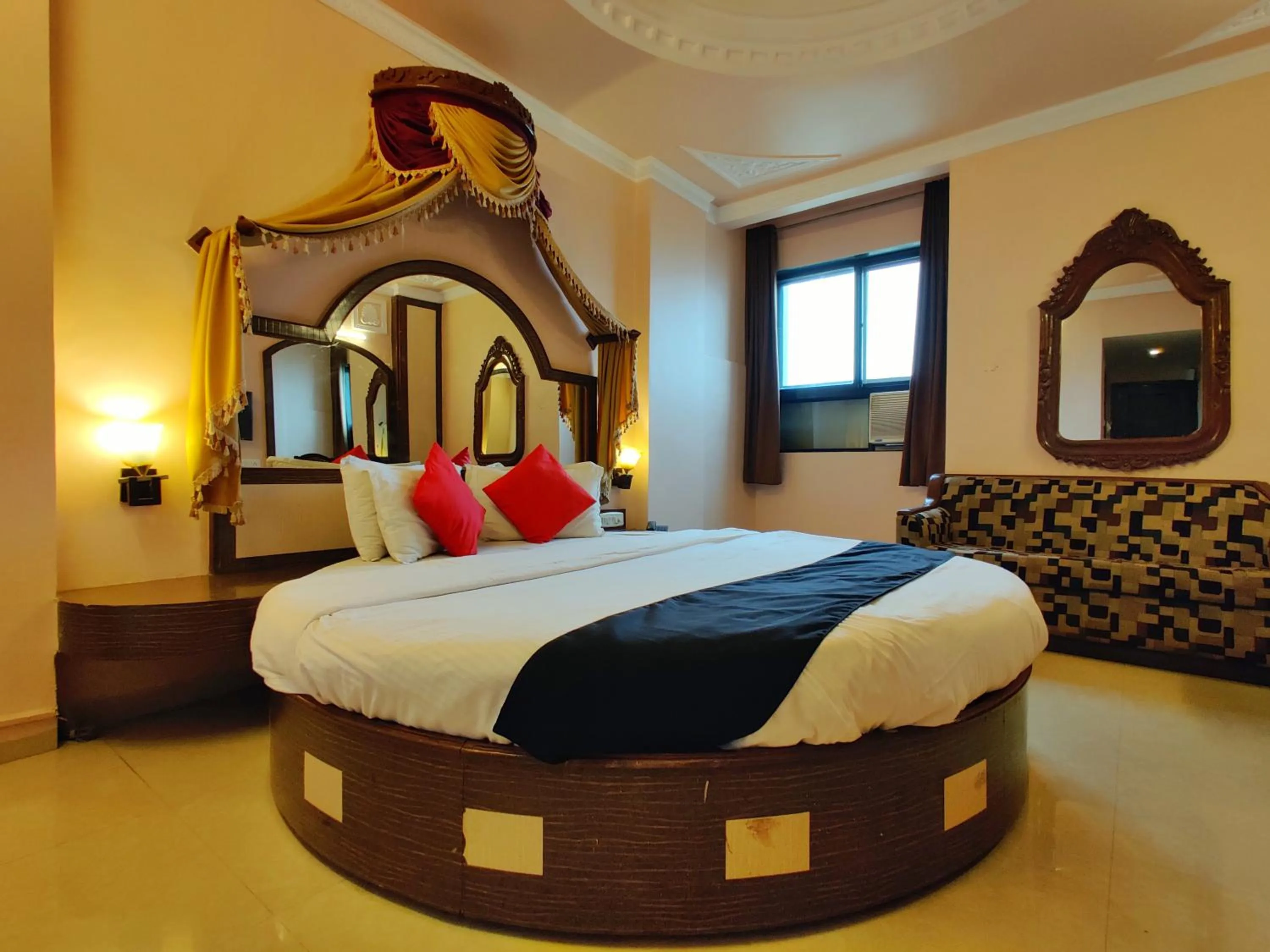 Bedroom, Bed in Hotel Pratap Heritage