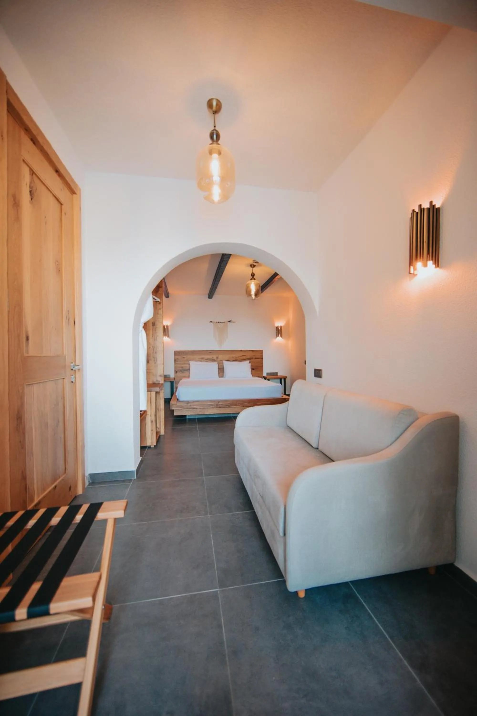 Seating area, Bed in Büyükada Loc'ada