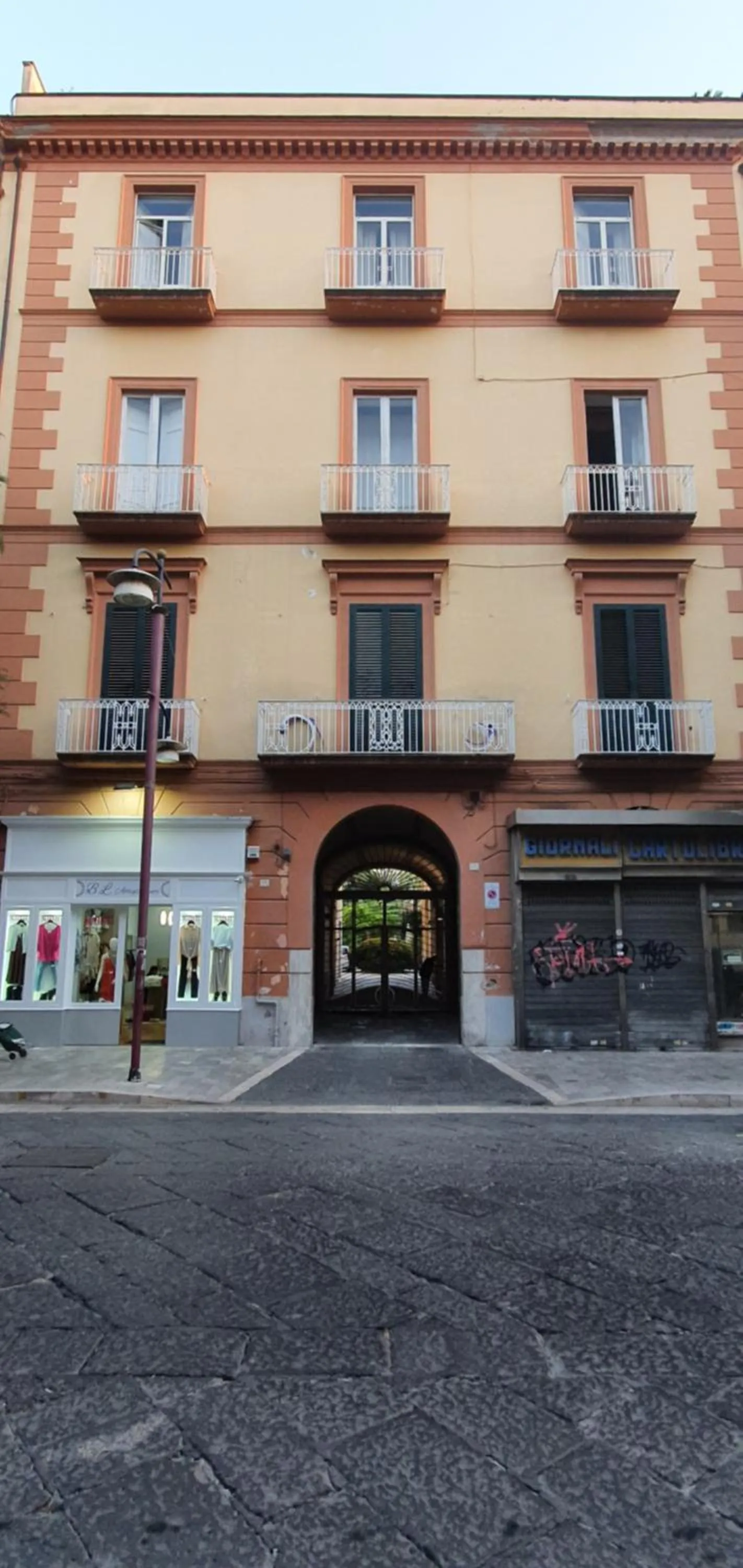 Property building in Casa Castagna