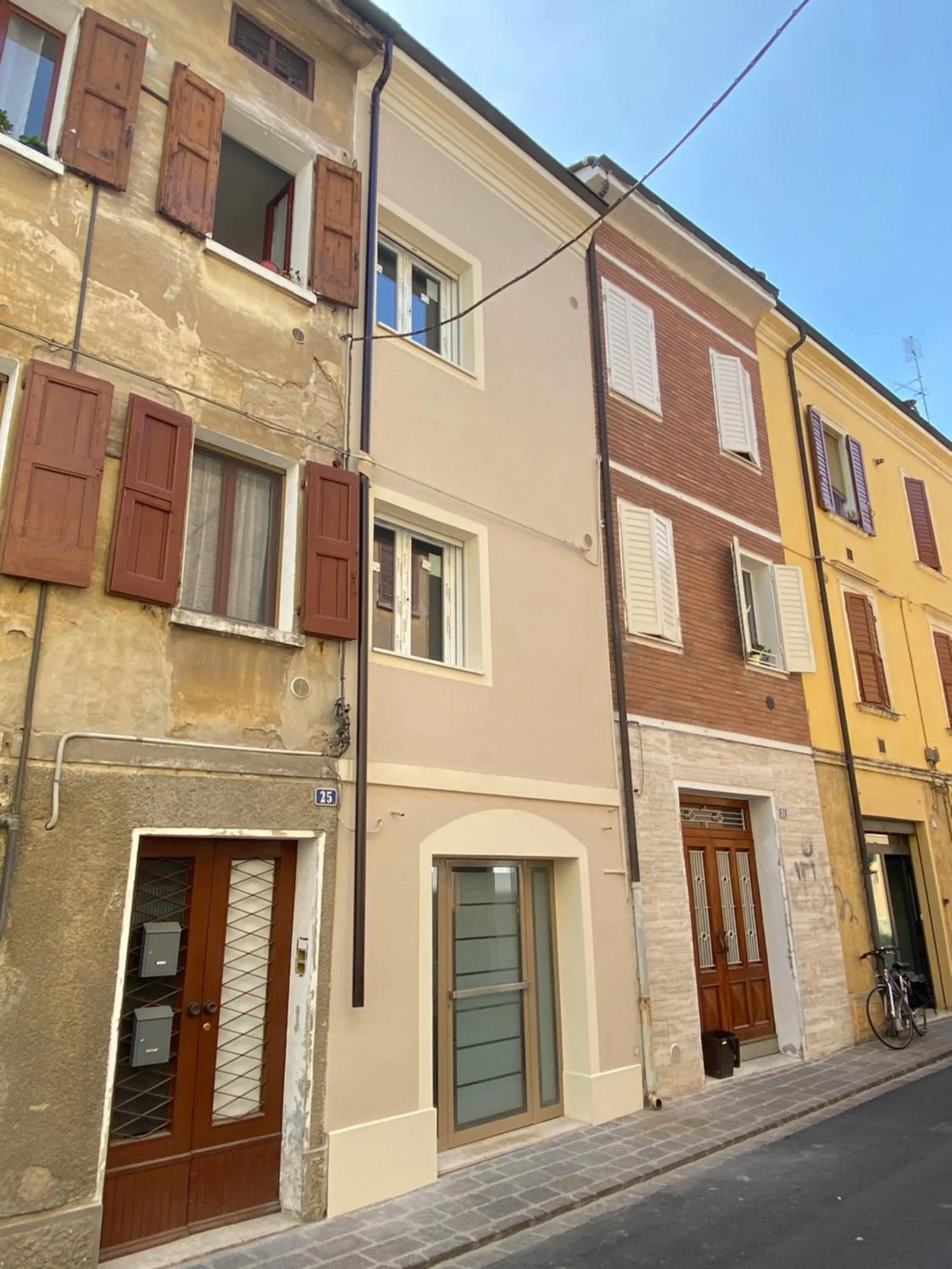Property building in Affittacamere Ventisettembre