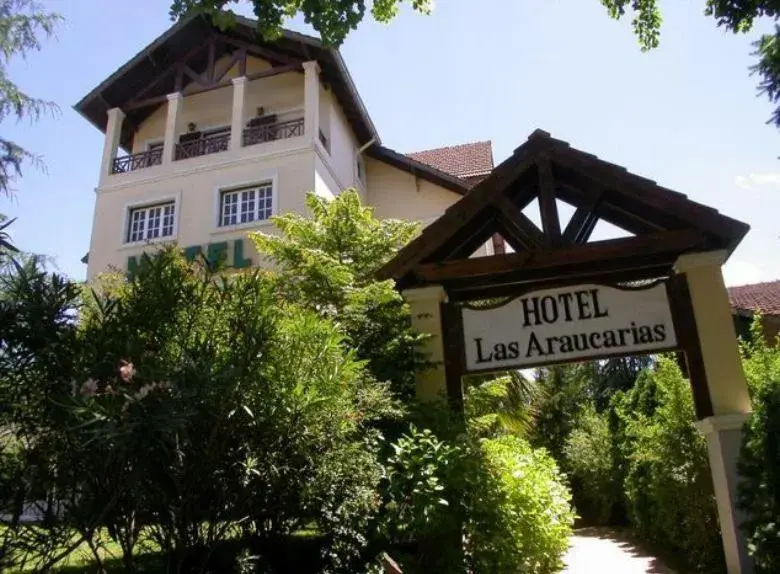 Las Araucarias Las Araucarias