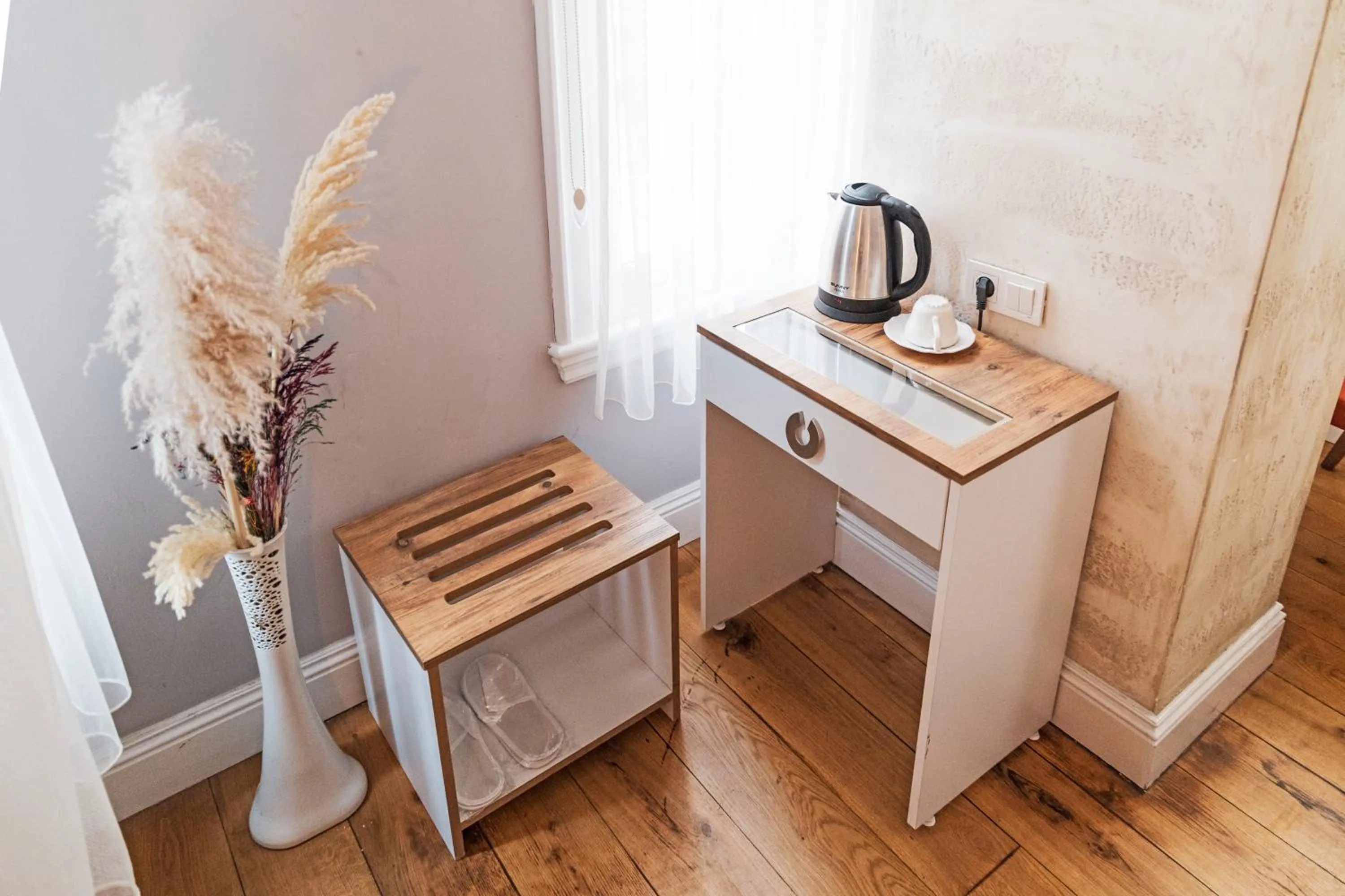 Coffee/tea facilities in Galata Door Hotel