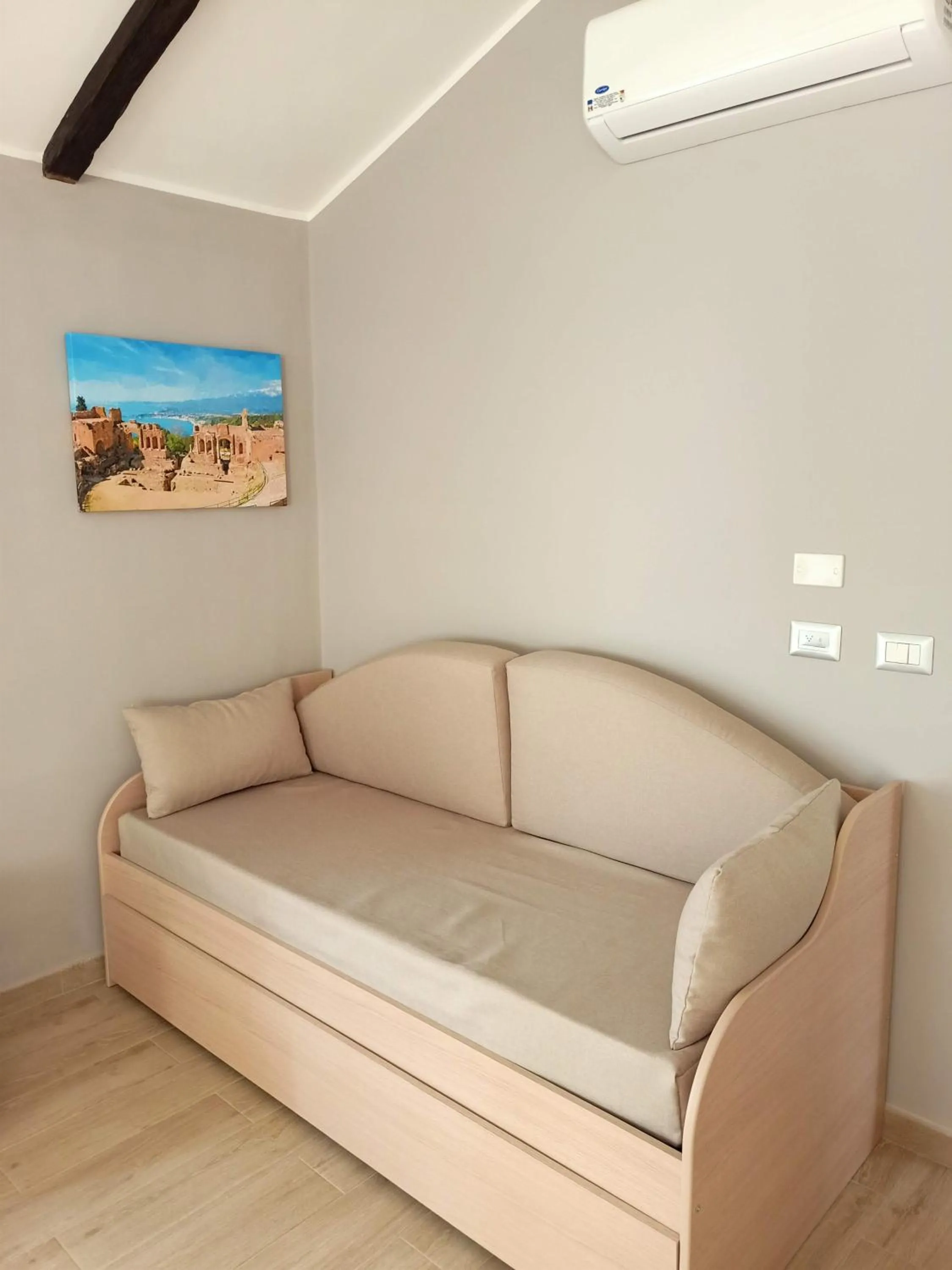 Bed in B&B Villa Sara Falconara