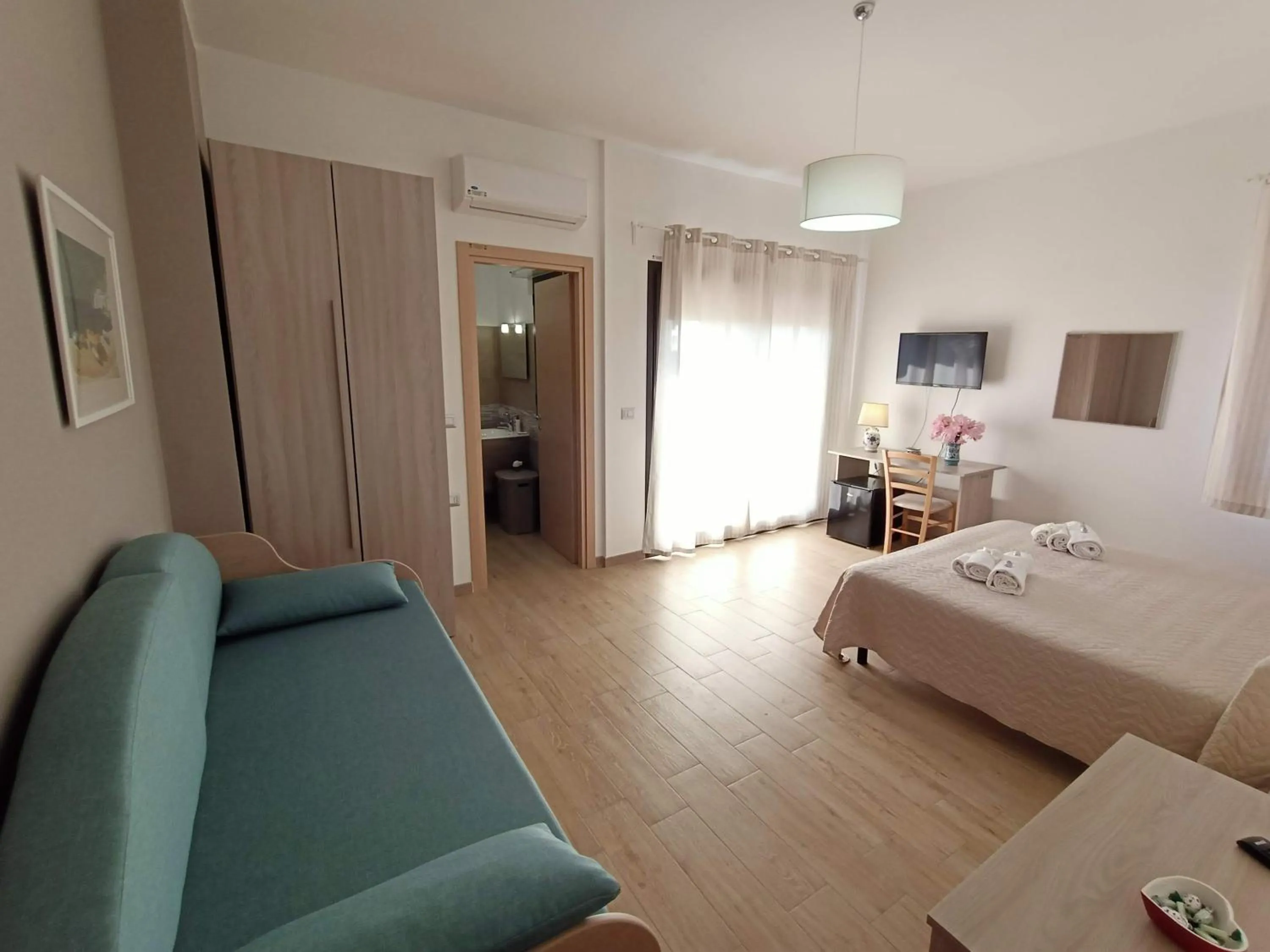 Bed in B&B Villa Sara Falconara