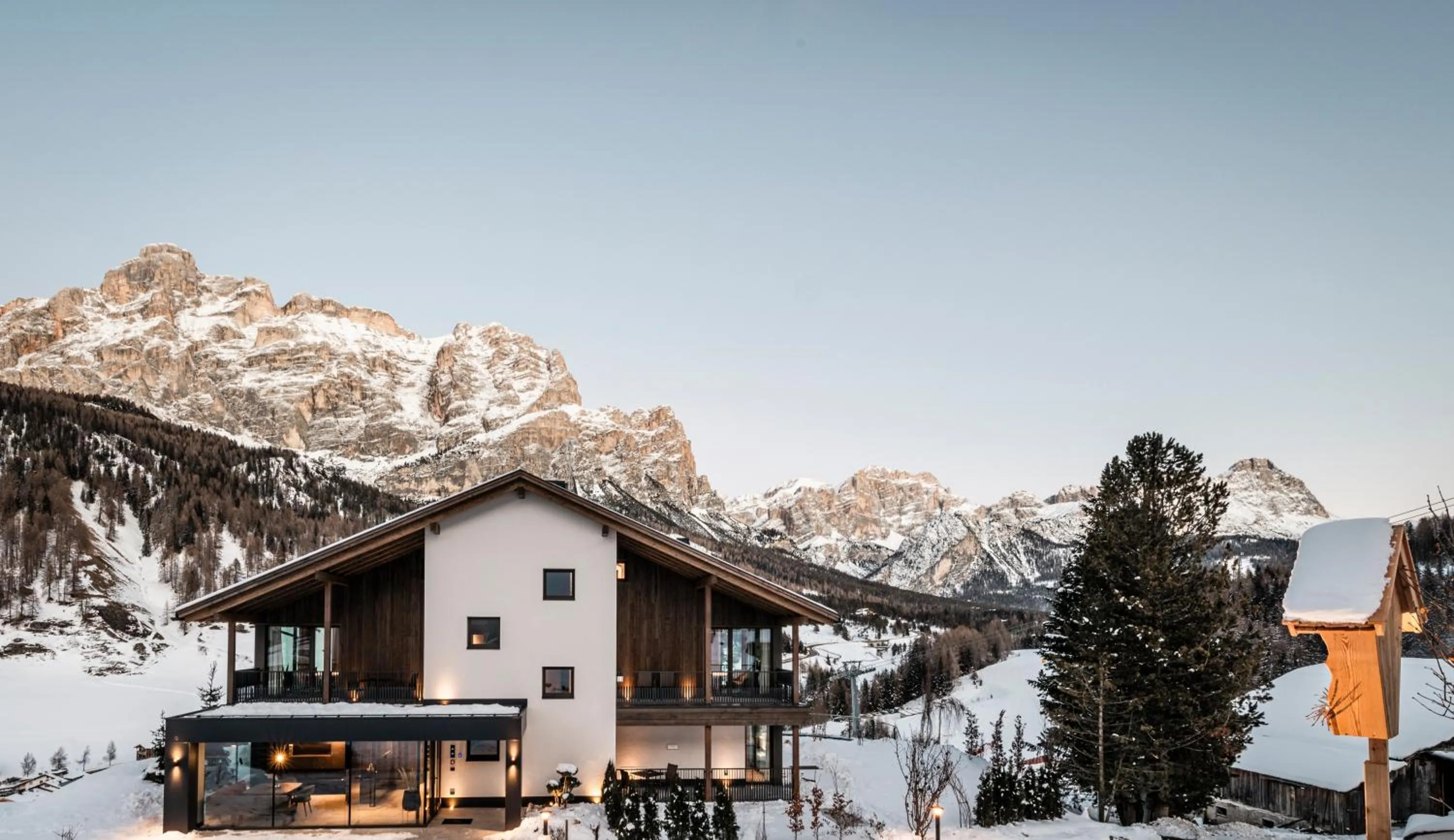 Property building in Surega - Idyllic Farmhouse