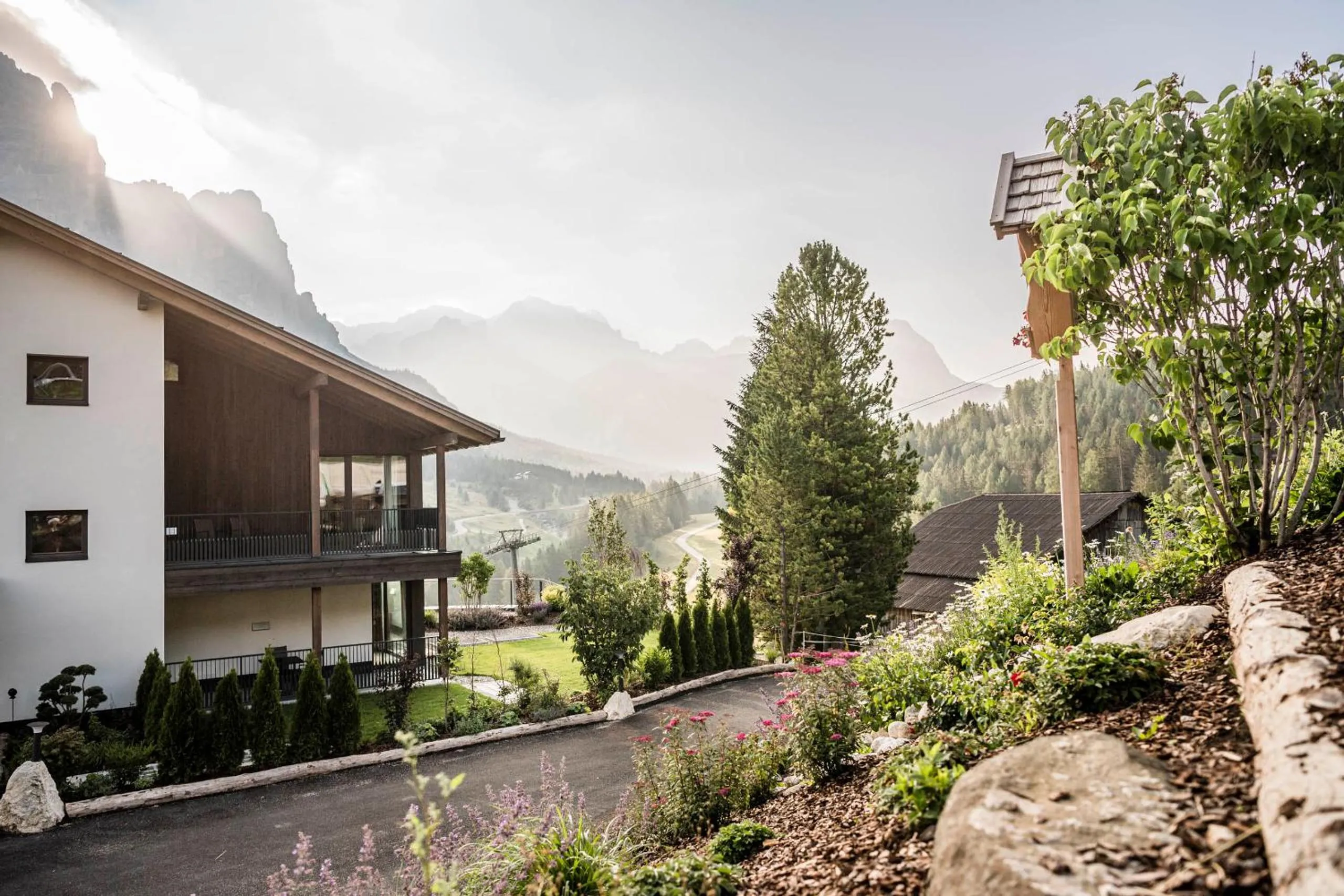 Property building in Surega - Idyllic Farmhouse