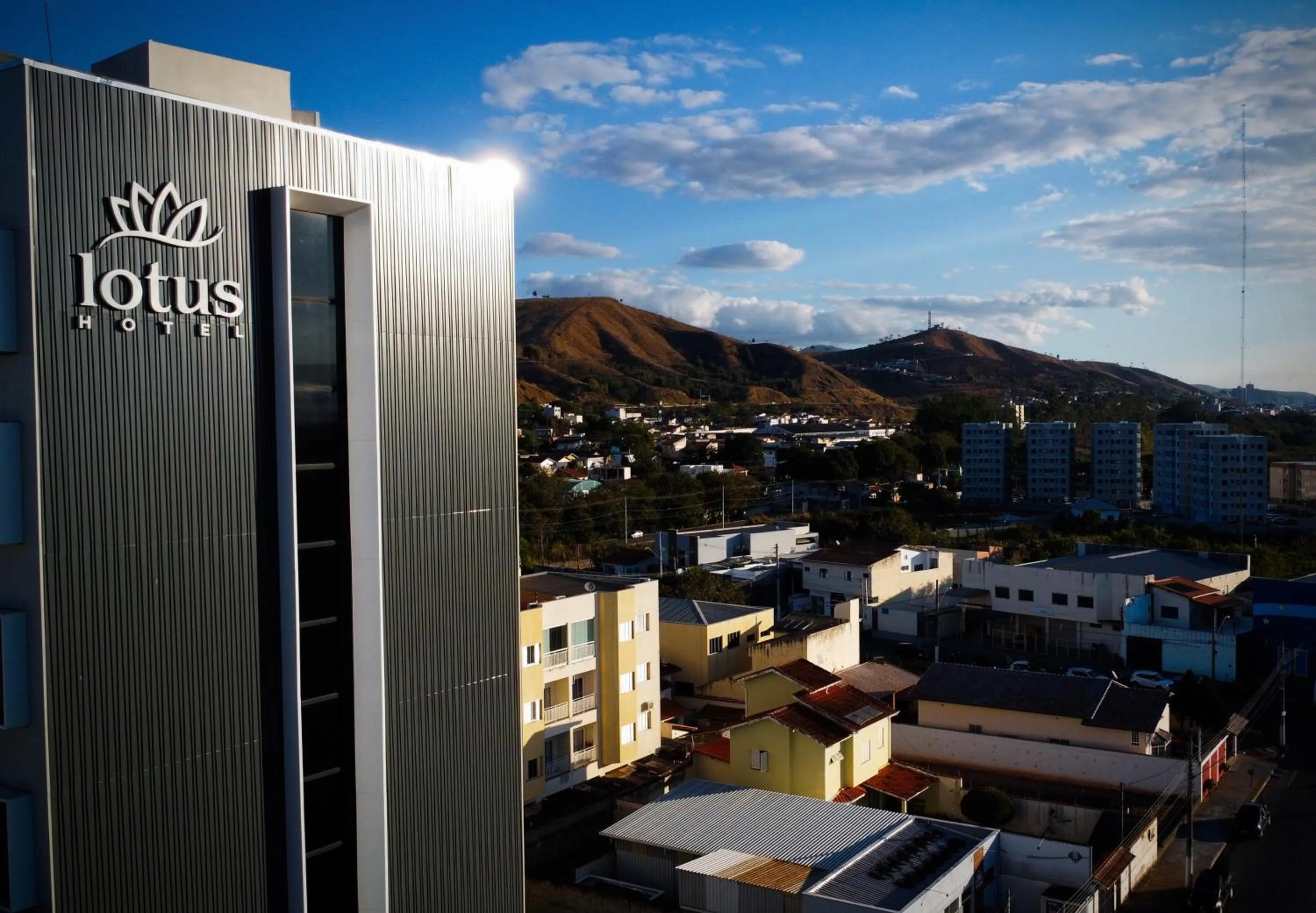 Facade/entrance in Lotus Hotel - à 6 km do Santuário de Aparecida-SP
