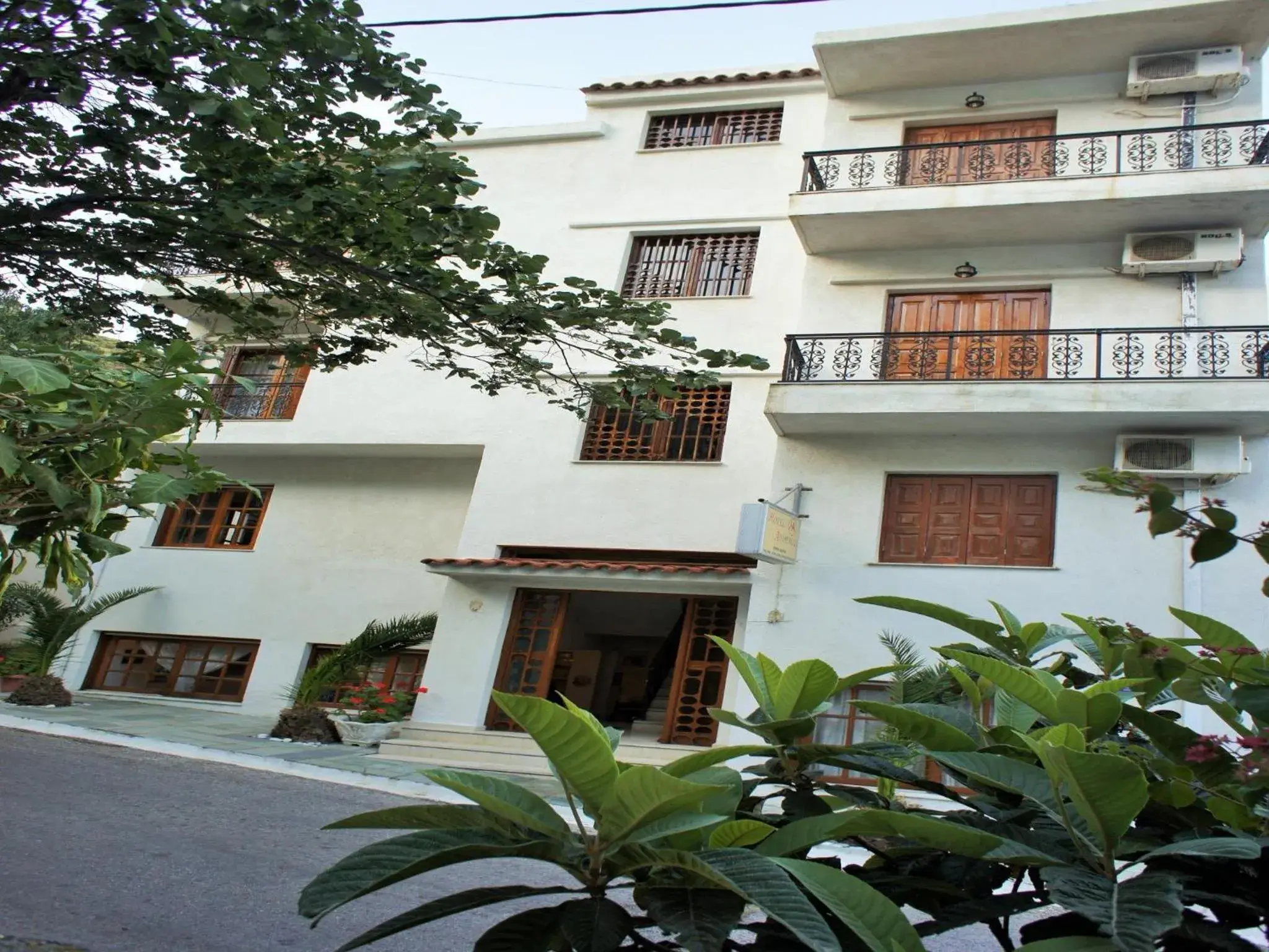 Economy Twin Room in Anthemis Hotel Economy Twin Room in Anthemis Hotel