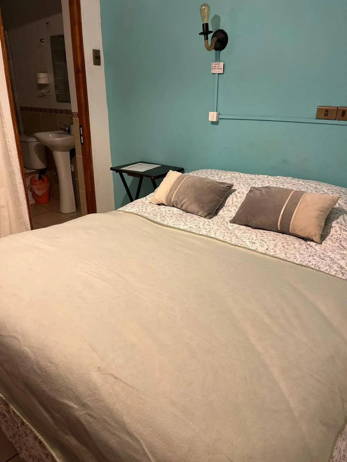 Bed in Hostal Avenue