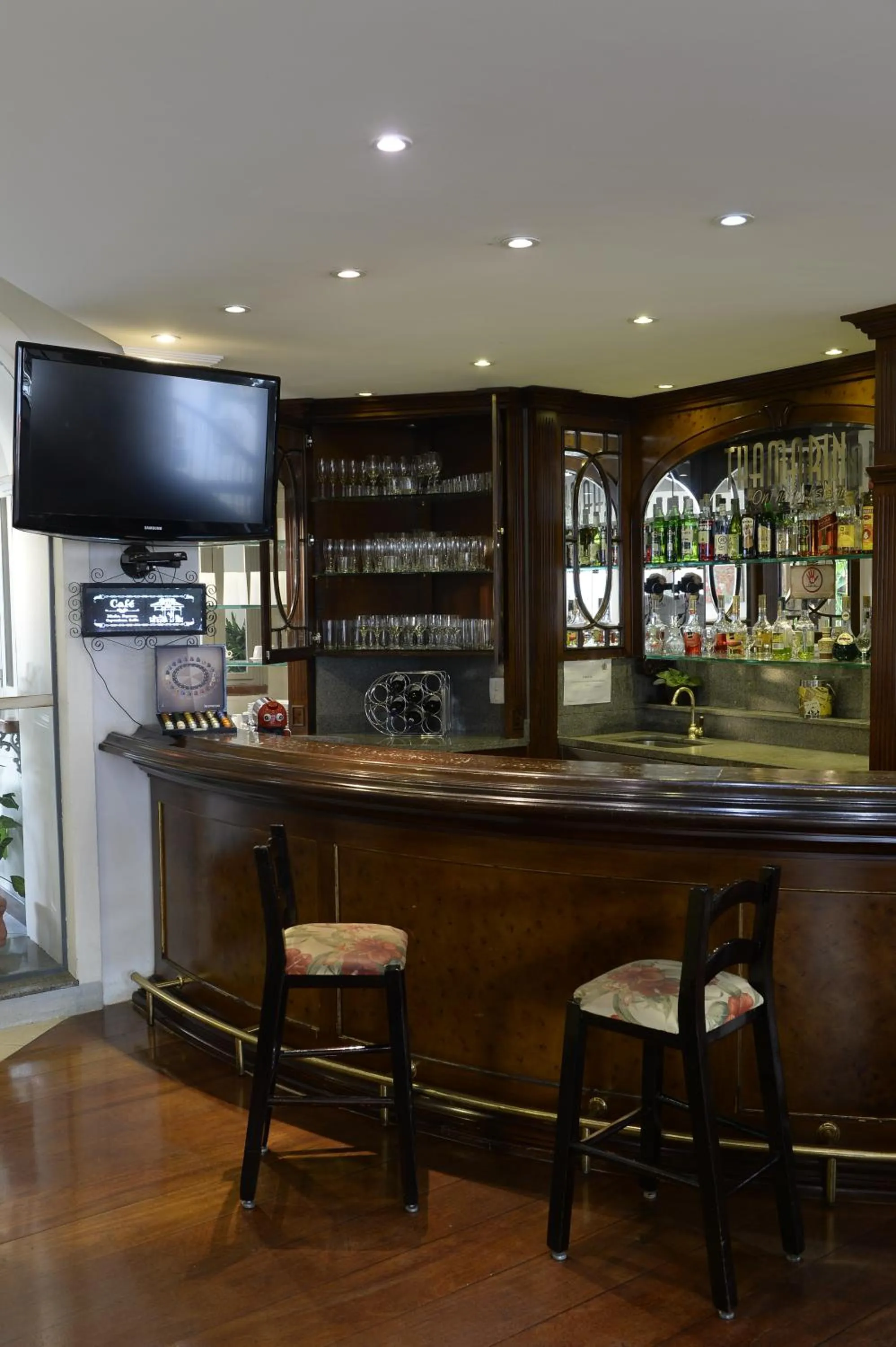 Lounge or bar in Hotel Colonial Plaza